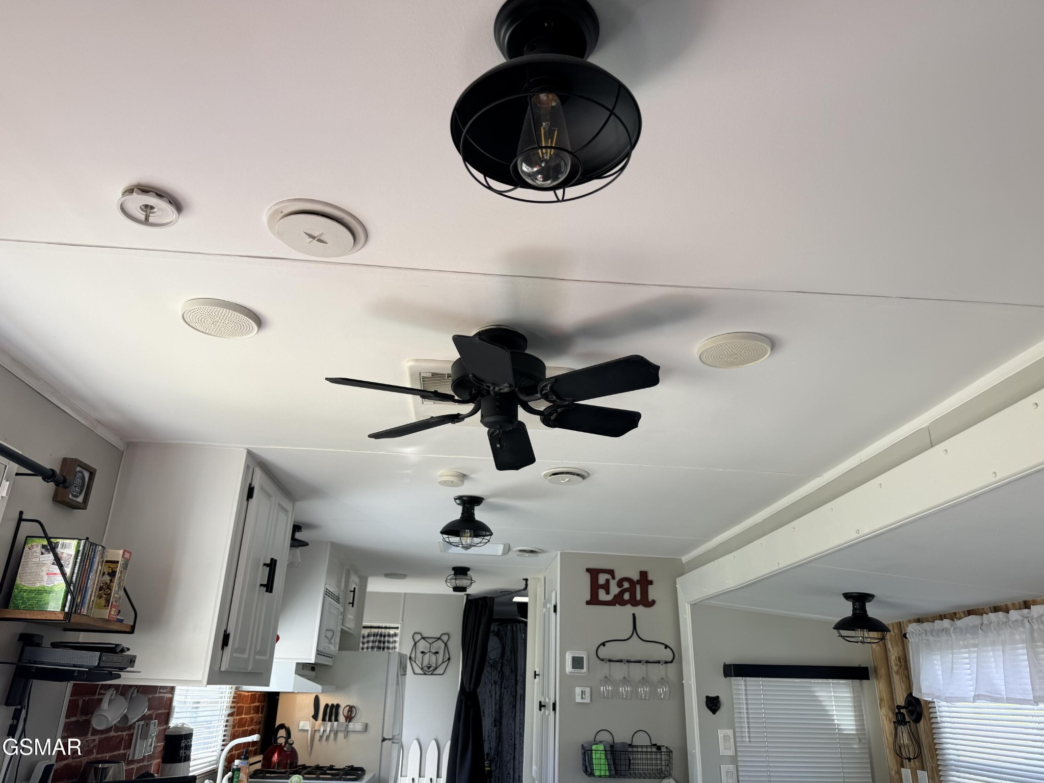 4229 E Parkway Property Photo 40