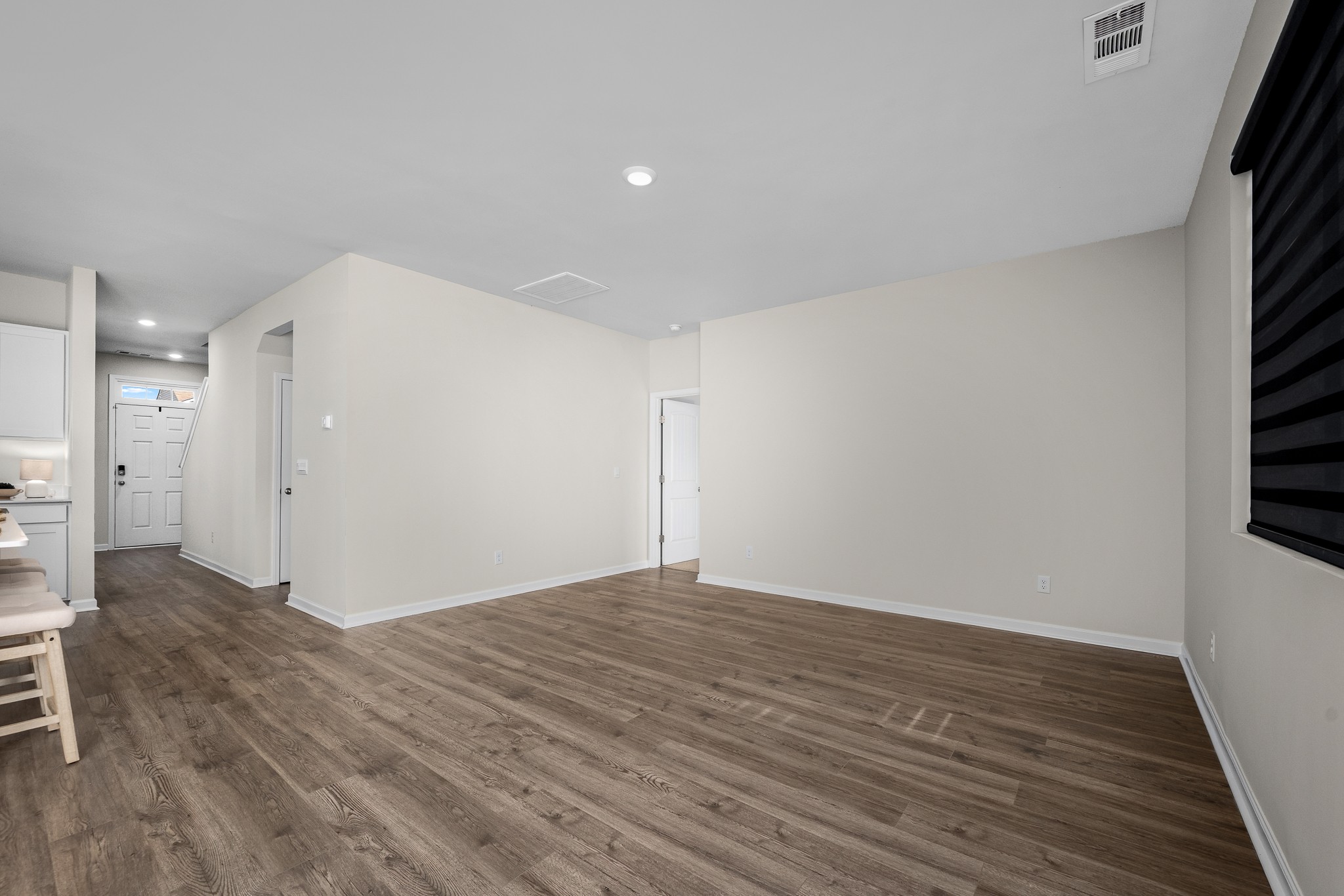 9016 Copenhagen Dr Property Photo 5