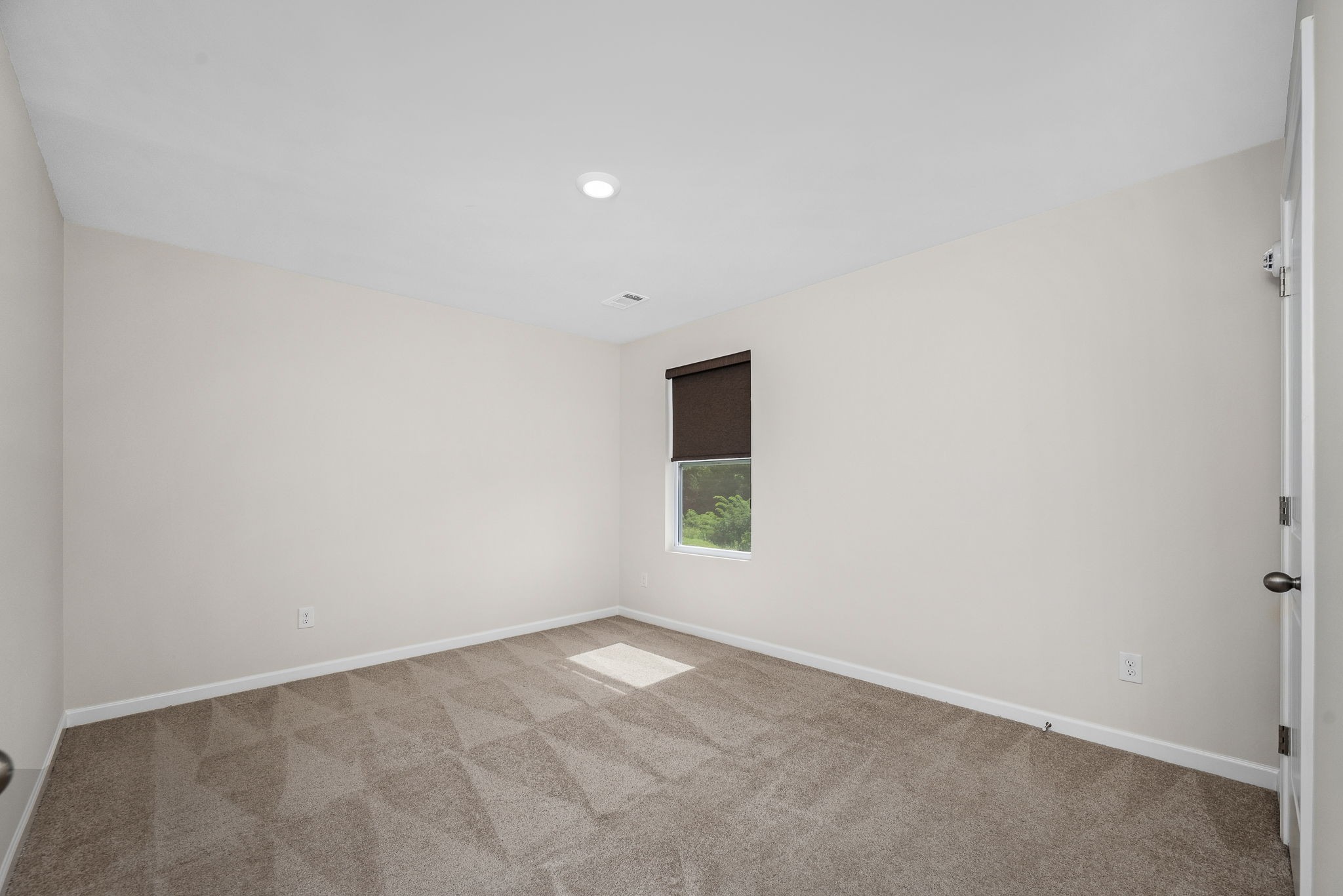 9016 Copenhagen Dr Property Photo 32