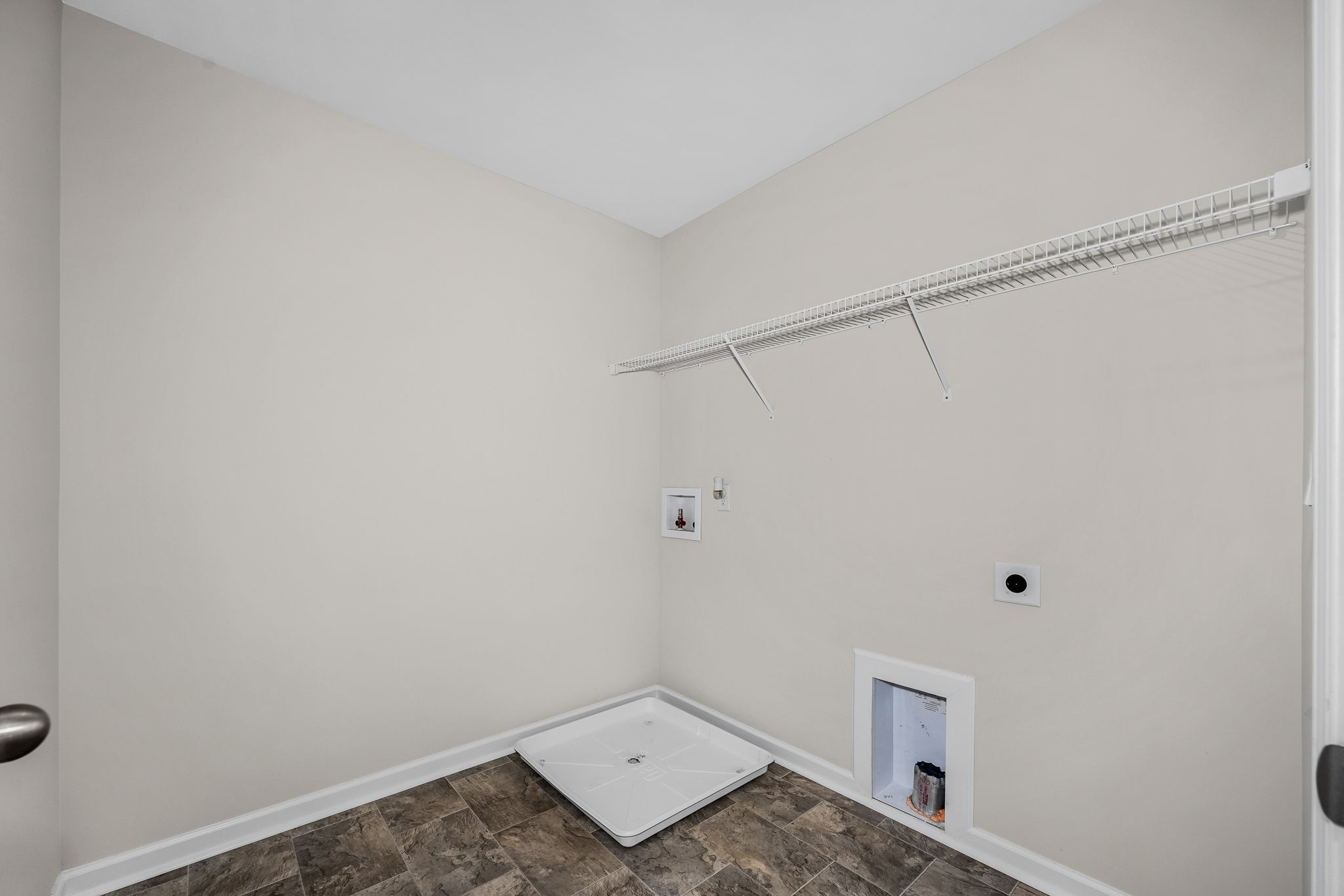 9016 Copenhagen Dr Property Photo 36