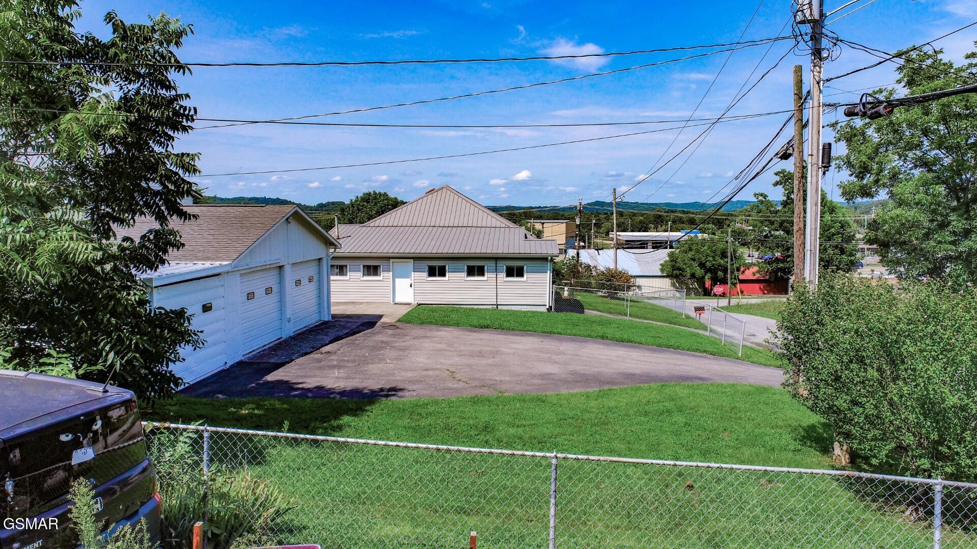 359 Old Knoxville Highway Property Photo 31