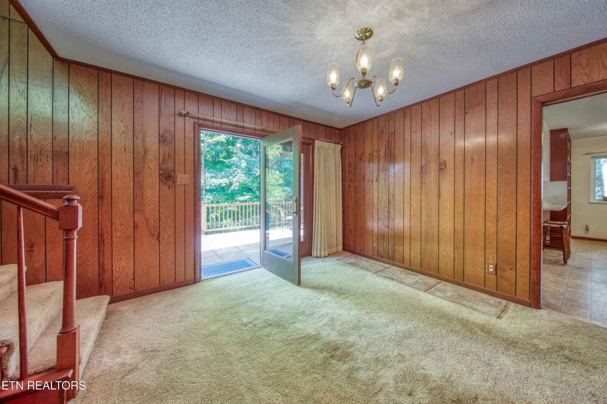 1014 W Outer Drive Property Photo 23