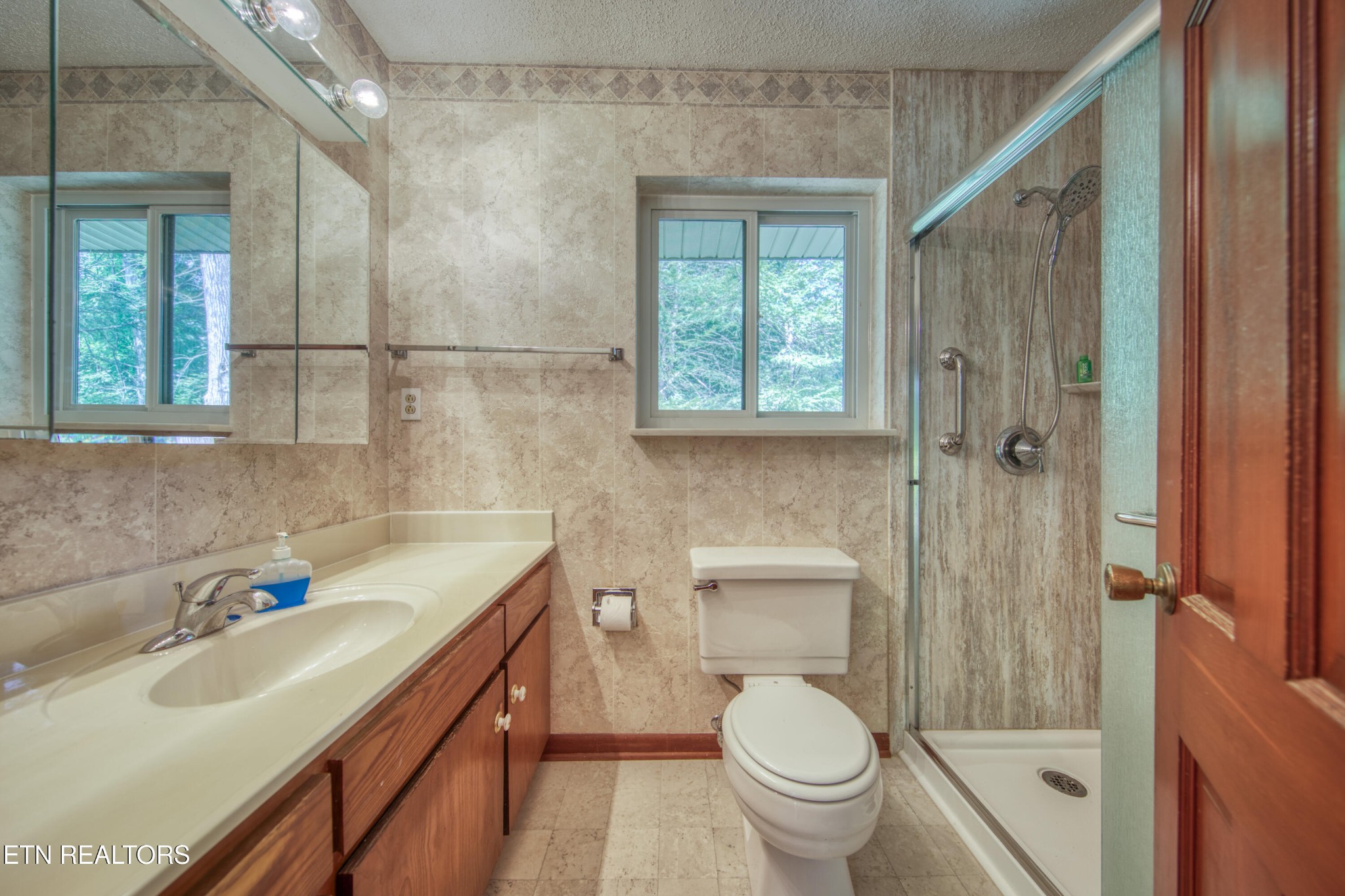 1014 W Outer Drive Property Photo 39