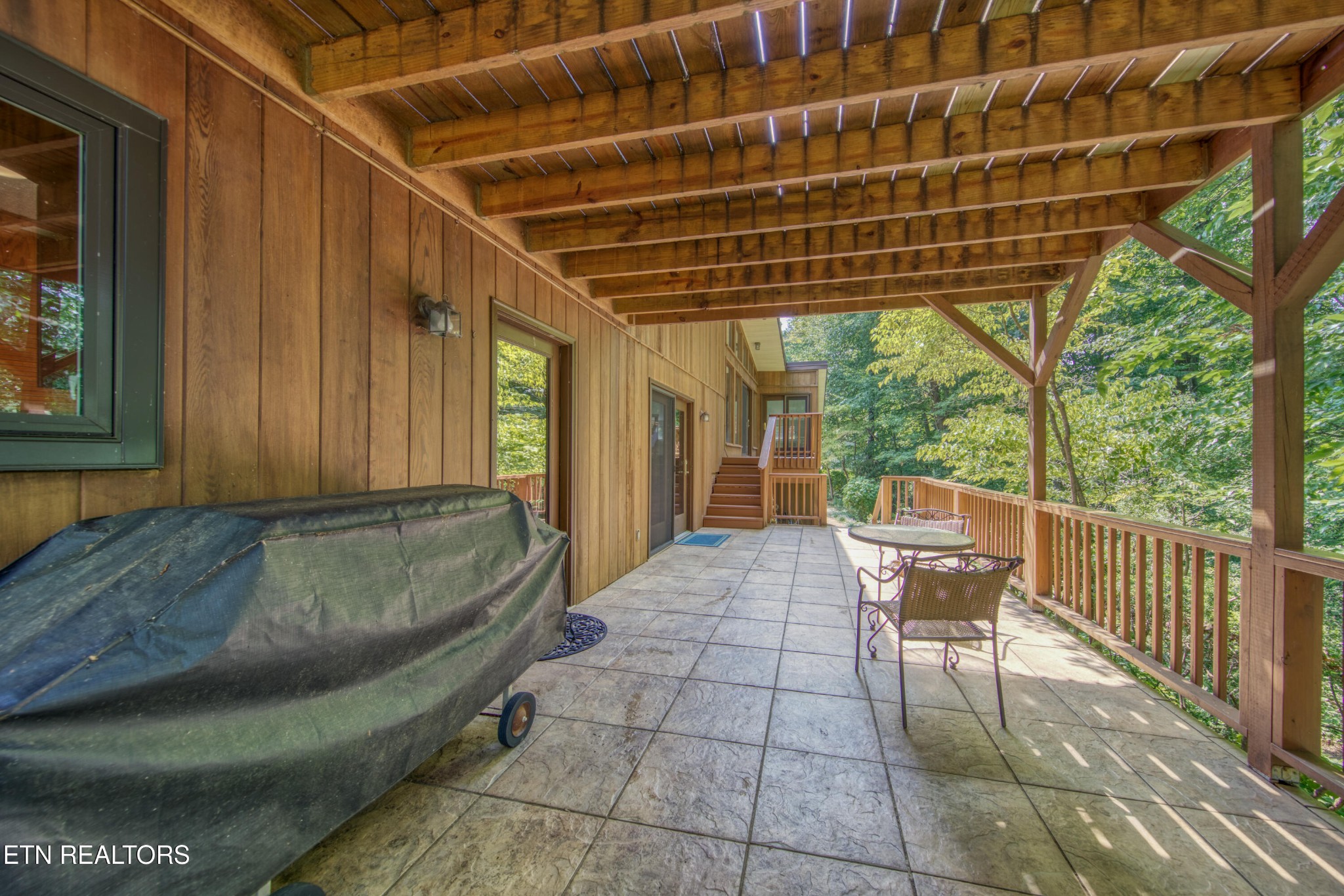 1014 W Outer Drive Property Photo 54