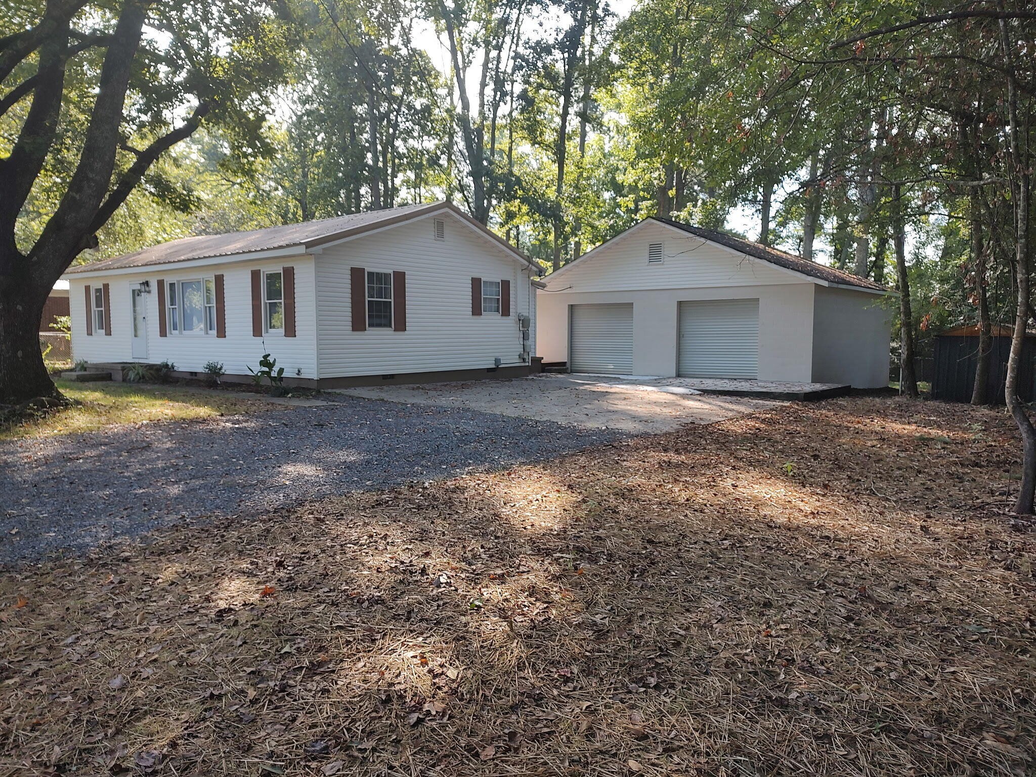 3223 Bates Drive Property Photo 1