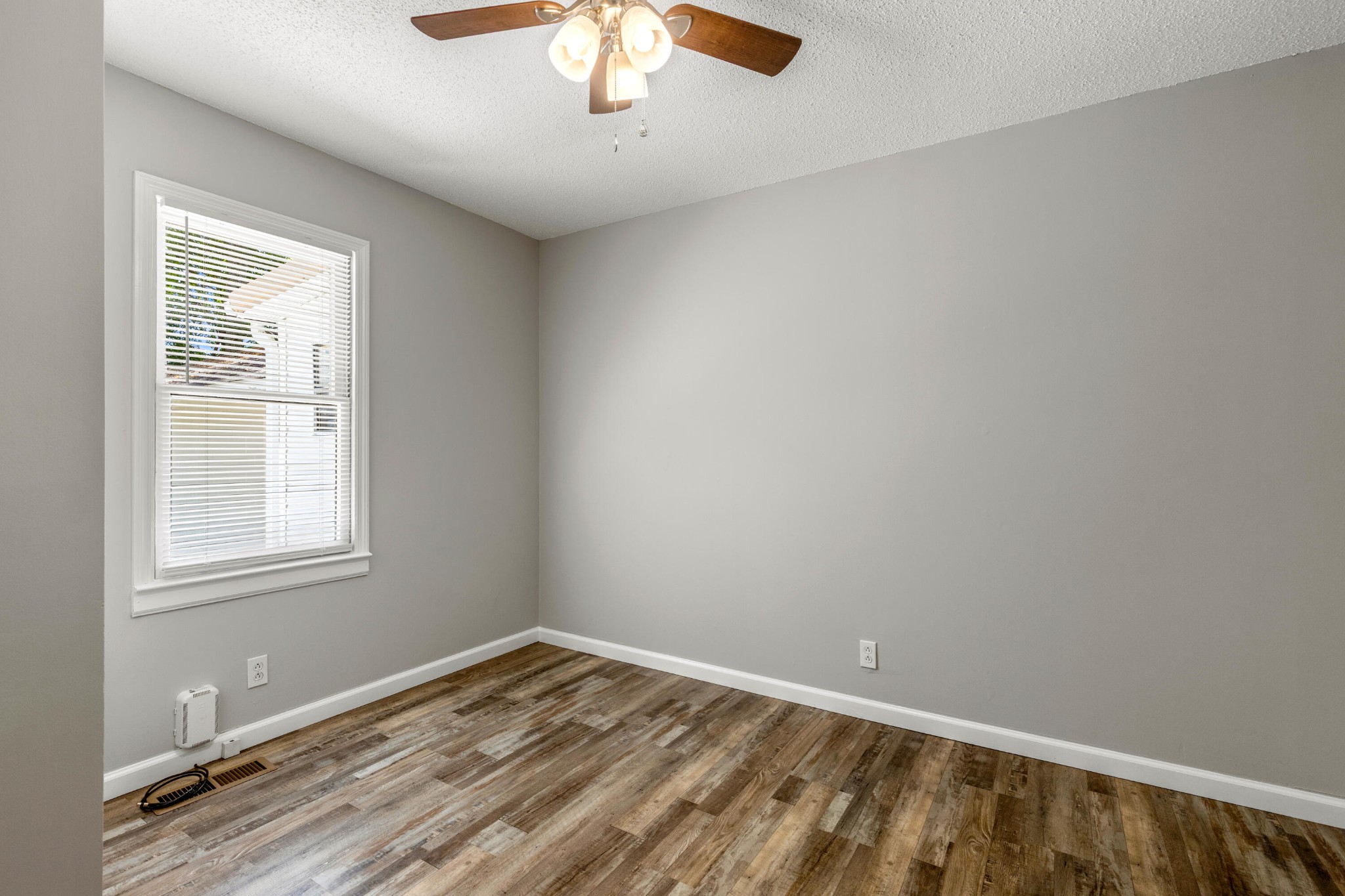 3223 Bates Drive Property Photo 20