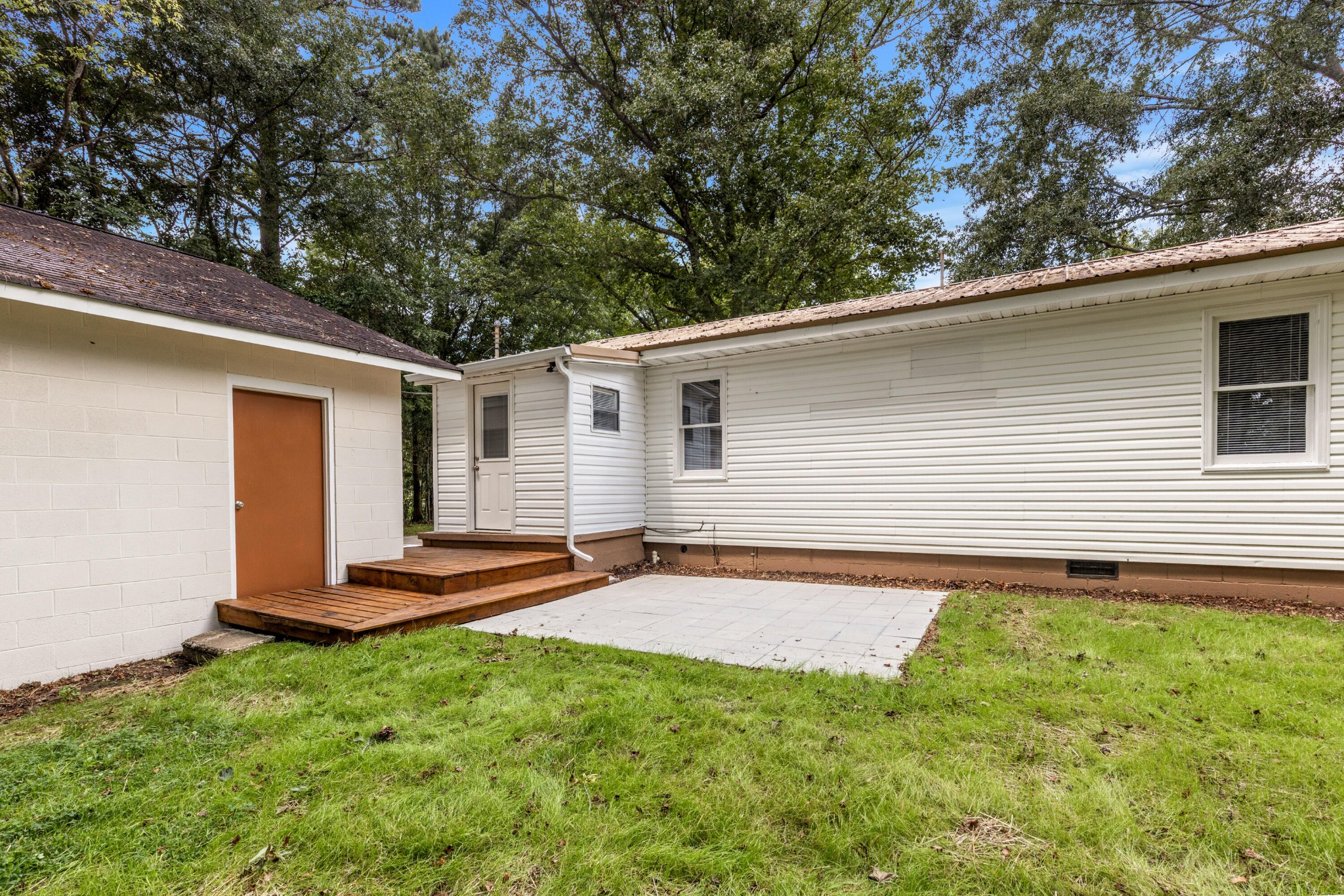 3223 Bates Drive Property Photo 23