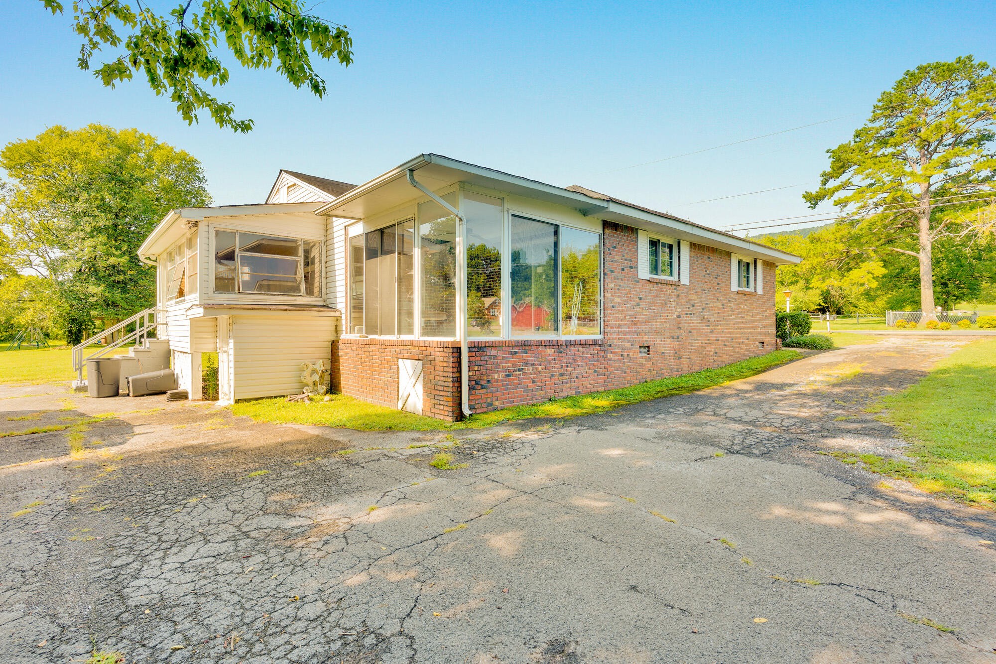 8267 Highway 193 Property Photo 2