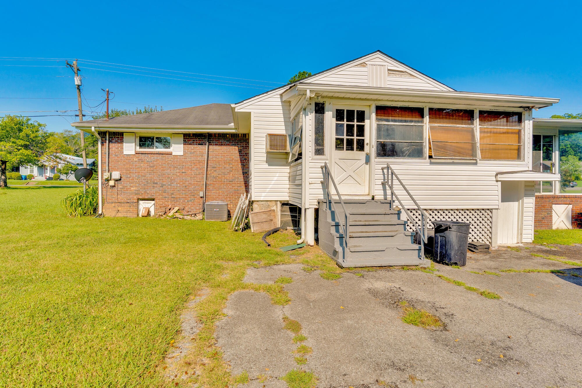 8267 Highway 193 Property Photo 18