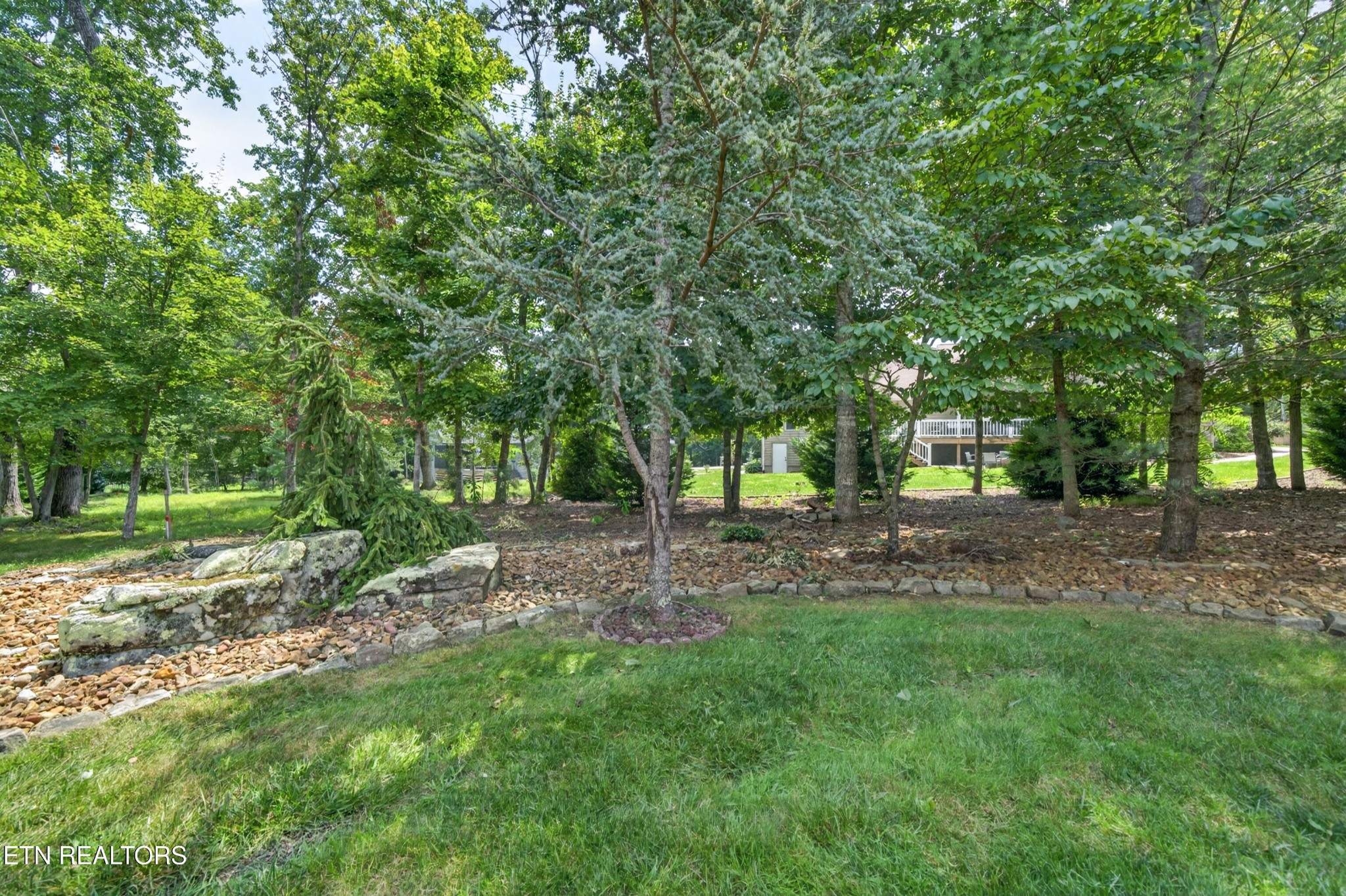 21 Thames Court Property Photo 10