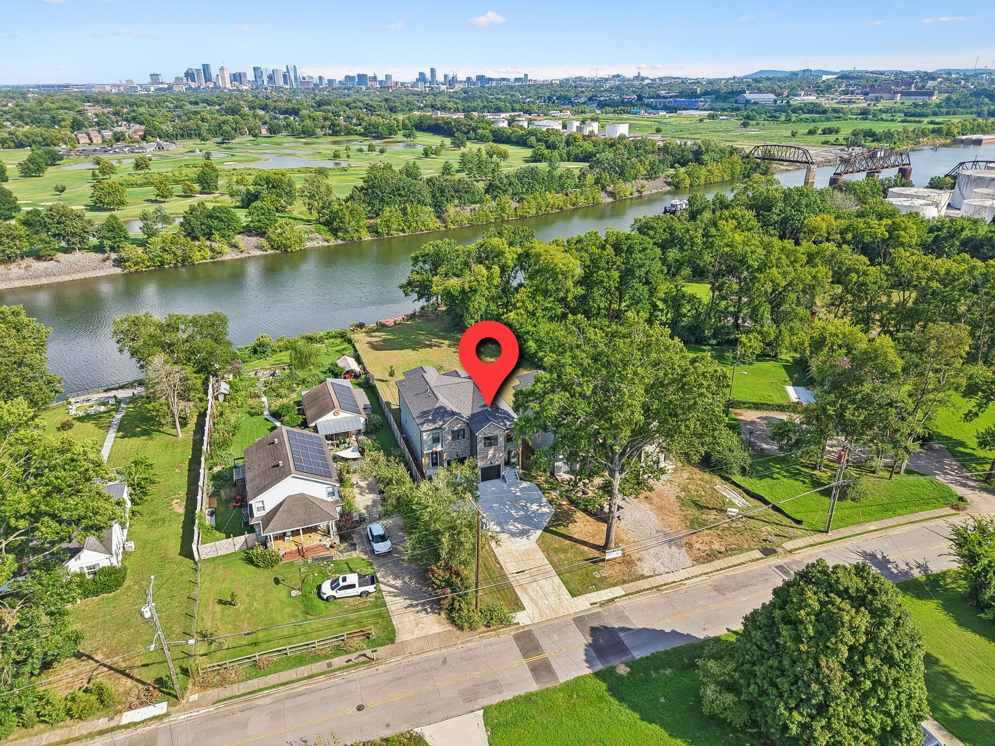 1714a River Dr Property Photo 1