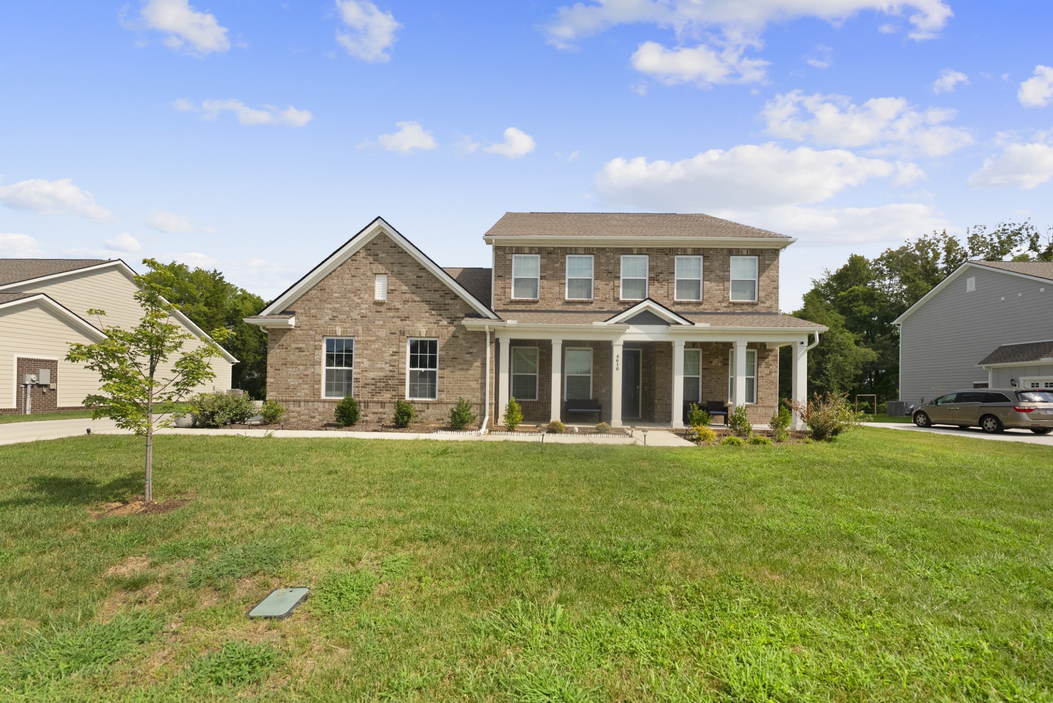 4610 Corso Dr Property Photo 1