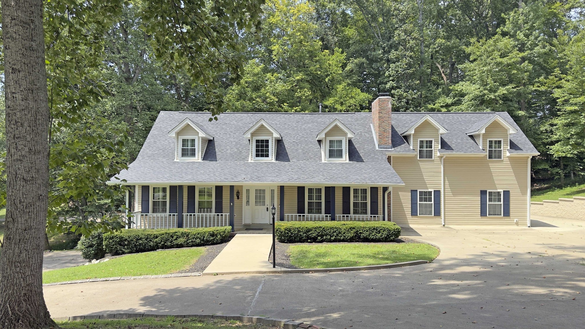 815 Shady Bluff Trl Property Photo 1