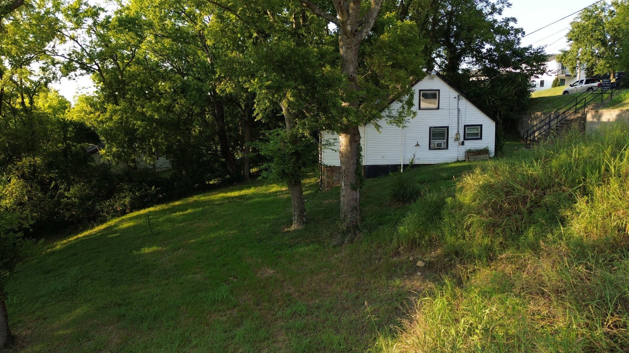 231 Marcia Ave Property Photo 5
