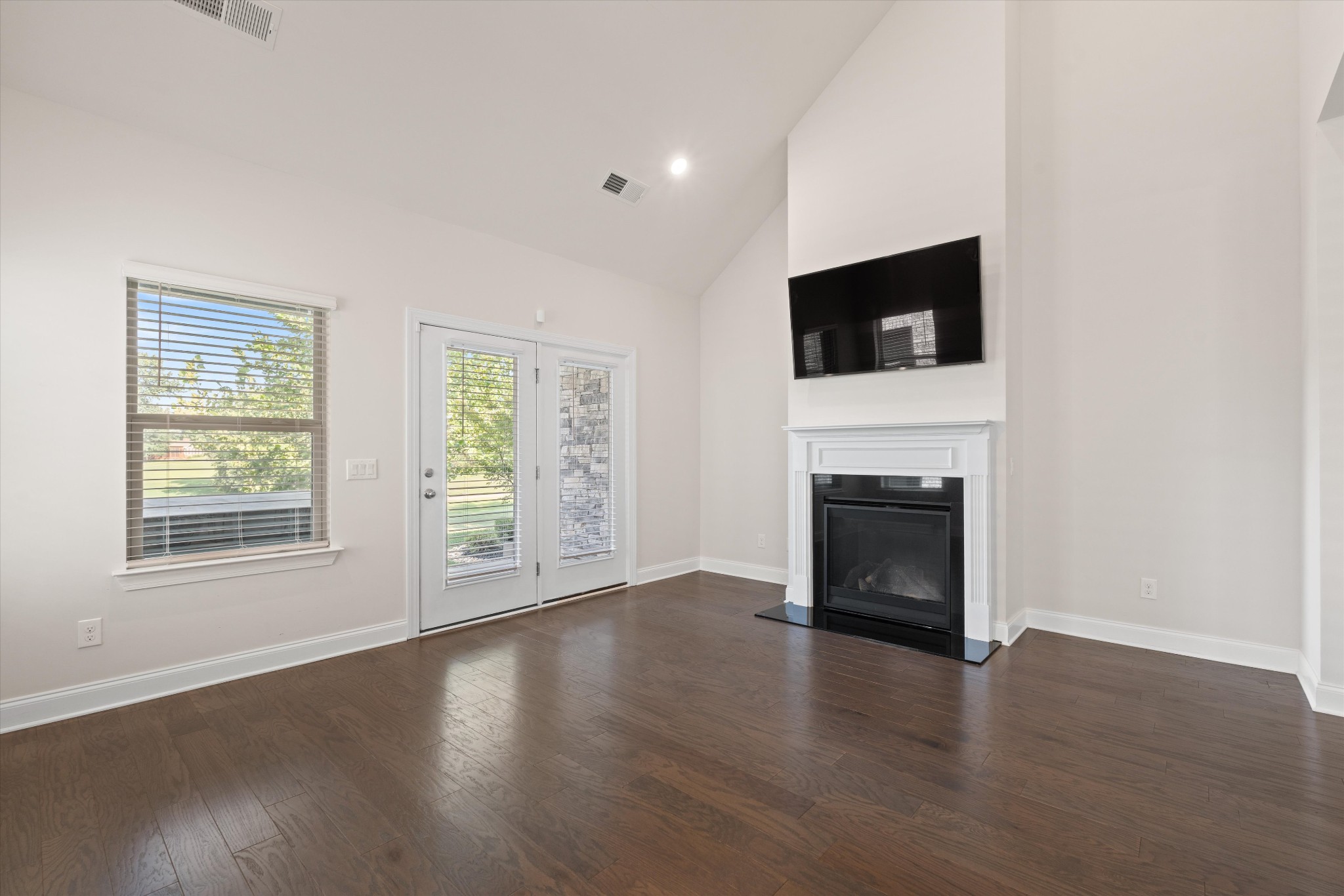 1685 Boardwalk Pl Property Photo 19