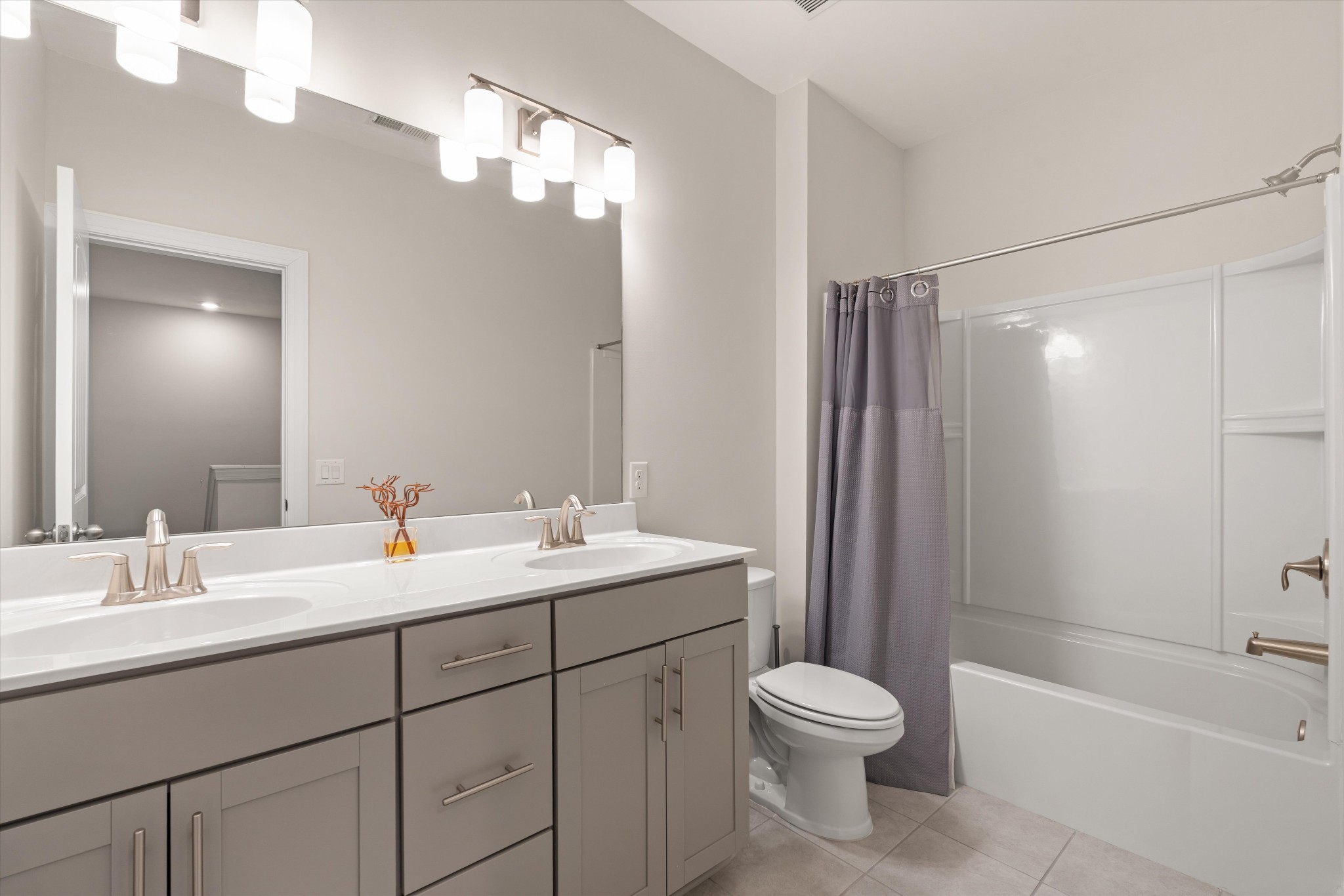 1685 Boardwalk Pl Property Photo 40