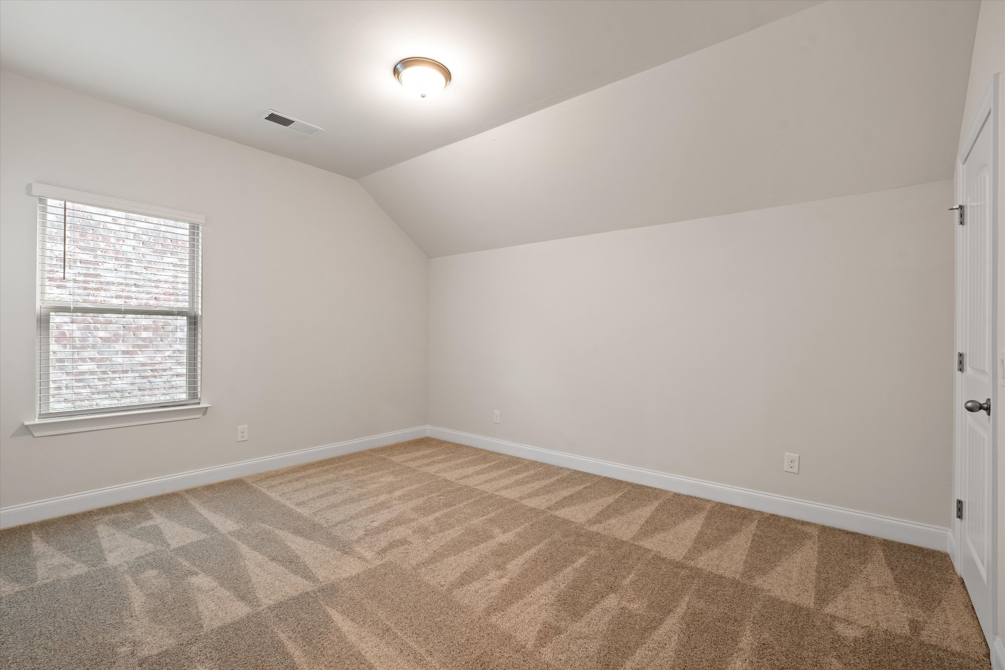 1685 Boardwalk Pl Property Photo 42