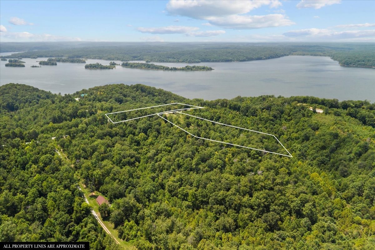 90 Float Dr Property Photo 3