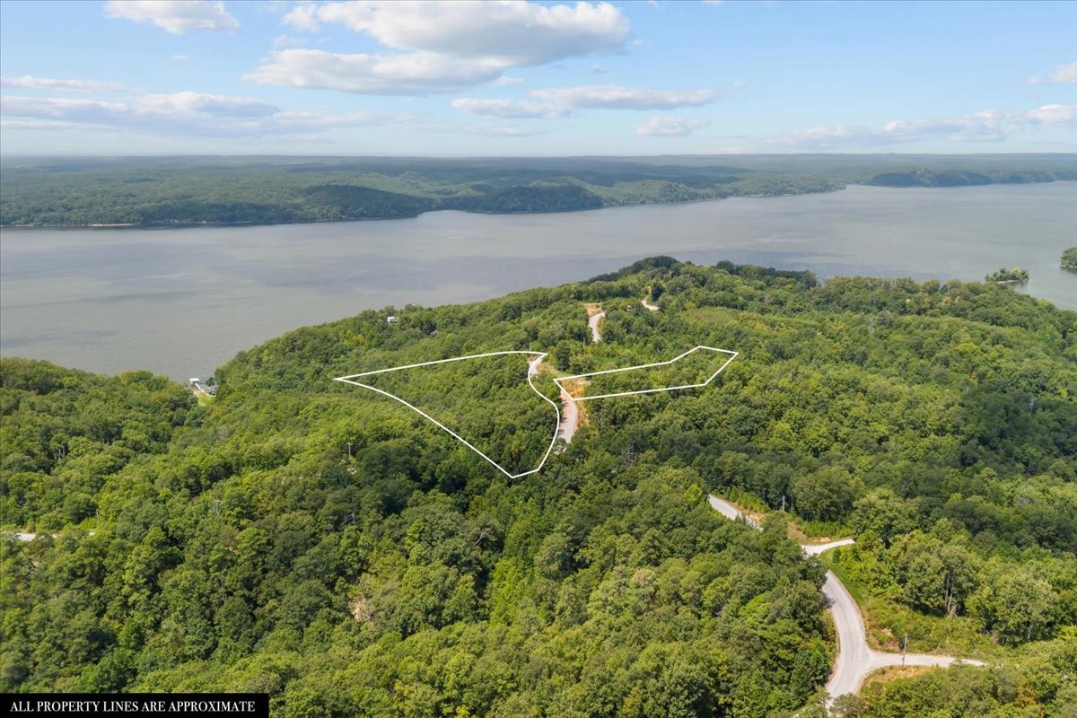 90 Float Dr Property Photo 15