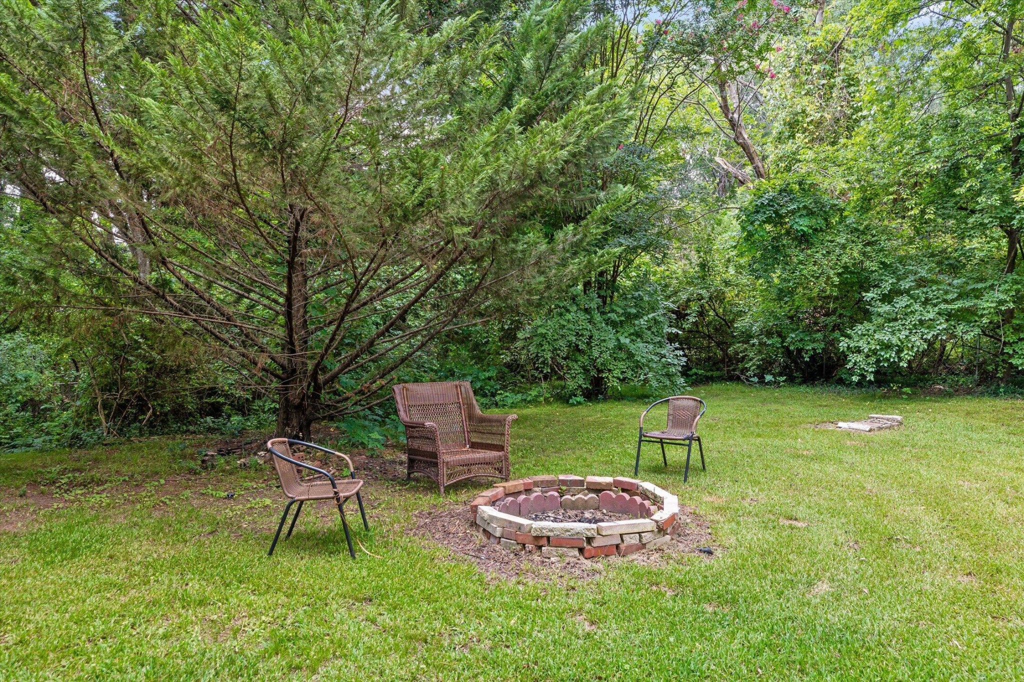 313 Mcbrien Road Property Photo 27