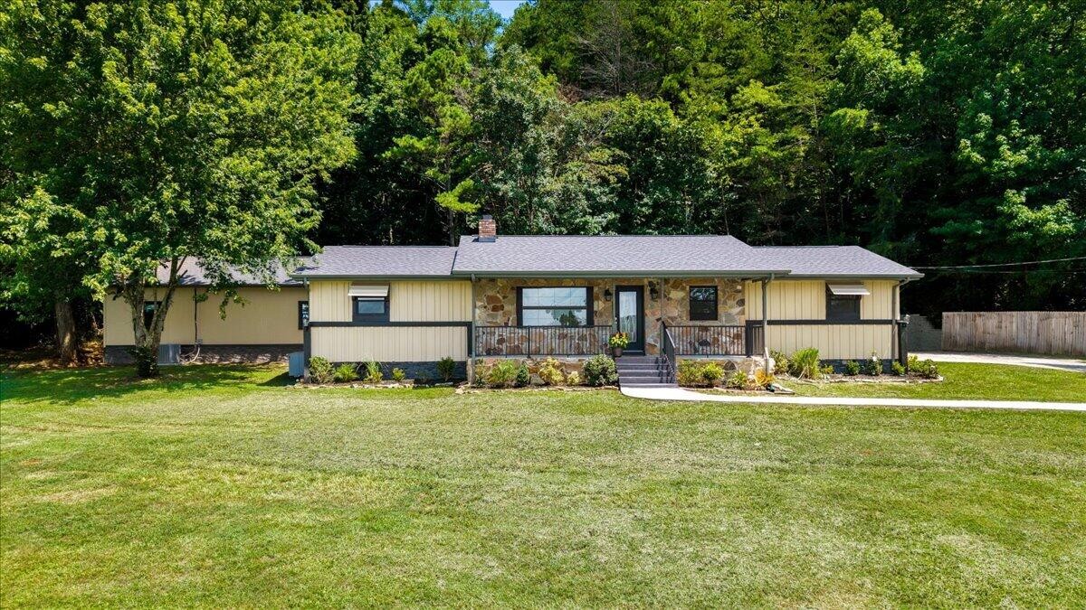 9815 E Brainerd Road Property Photo 1