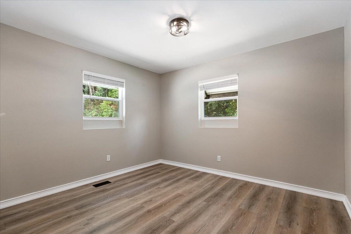 9815 E Brainerd Road Property Photo 19