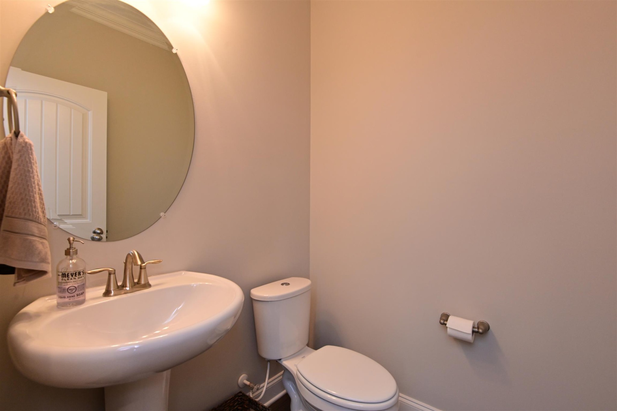 1028 Fenner Ln Property Photo 11