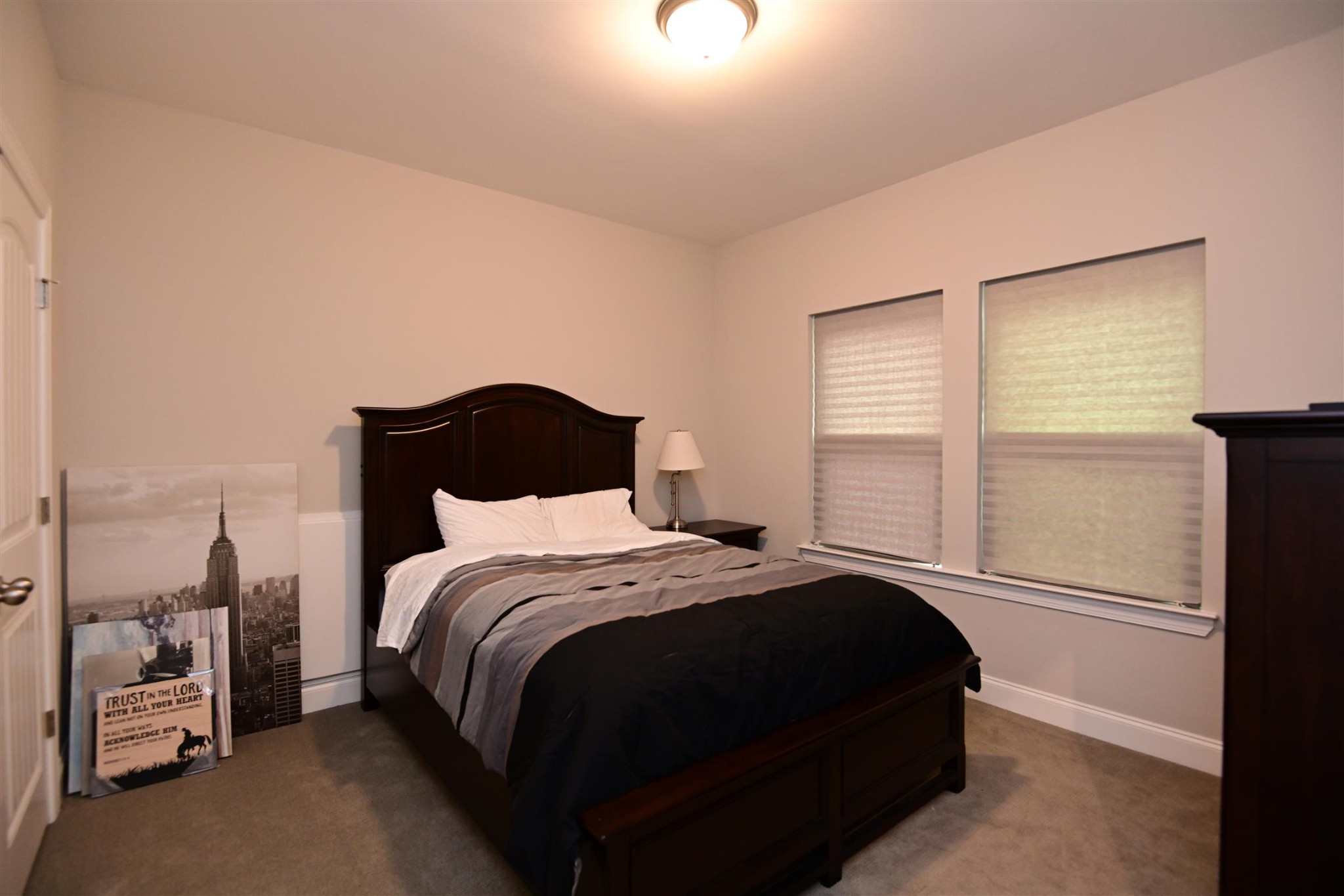 1028 Fenner Ln Property Photo 23