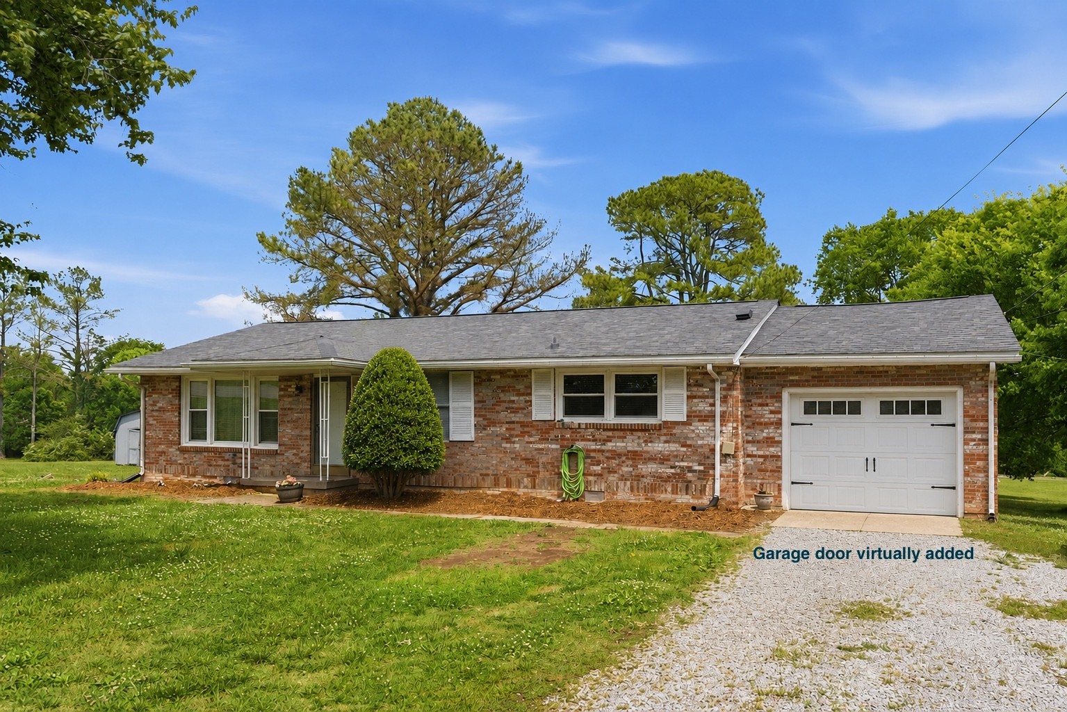 1313 Raby Ave Property Photo 1