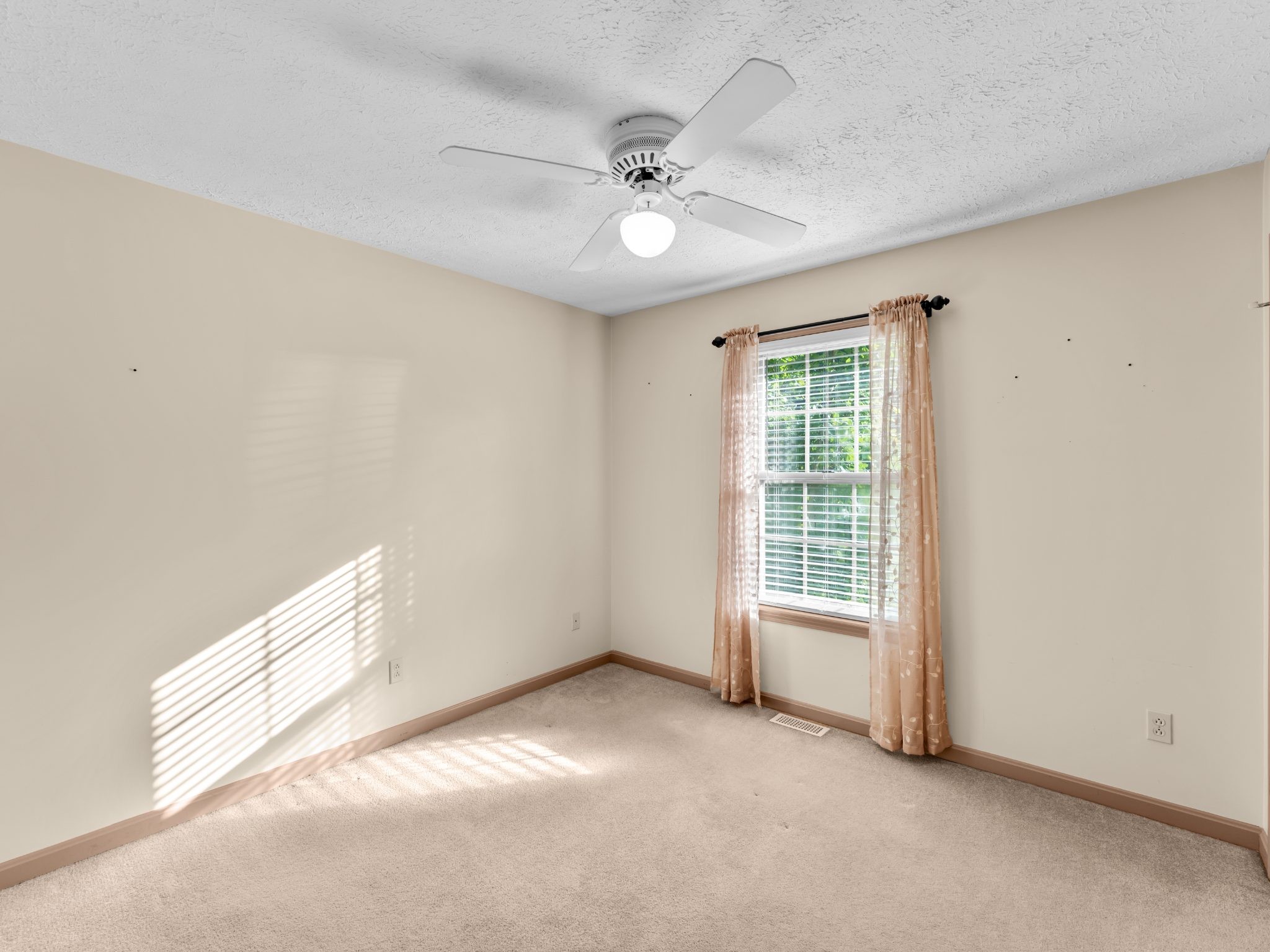 184 Beechview Dr Property Photo 27