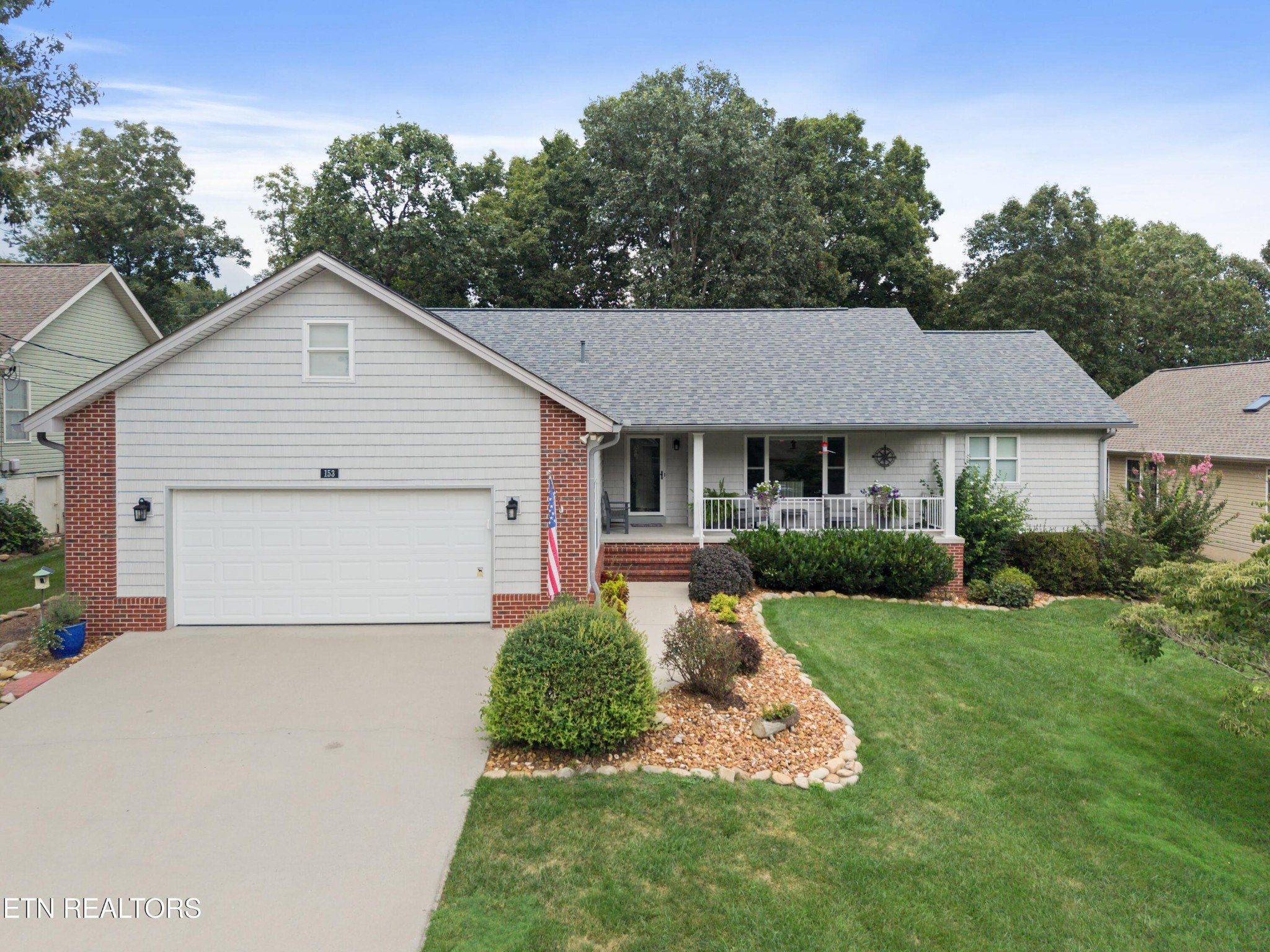 153 Cromwell Lane Property Photo 1