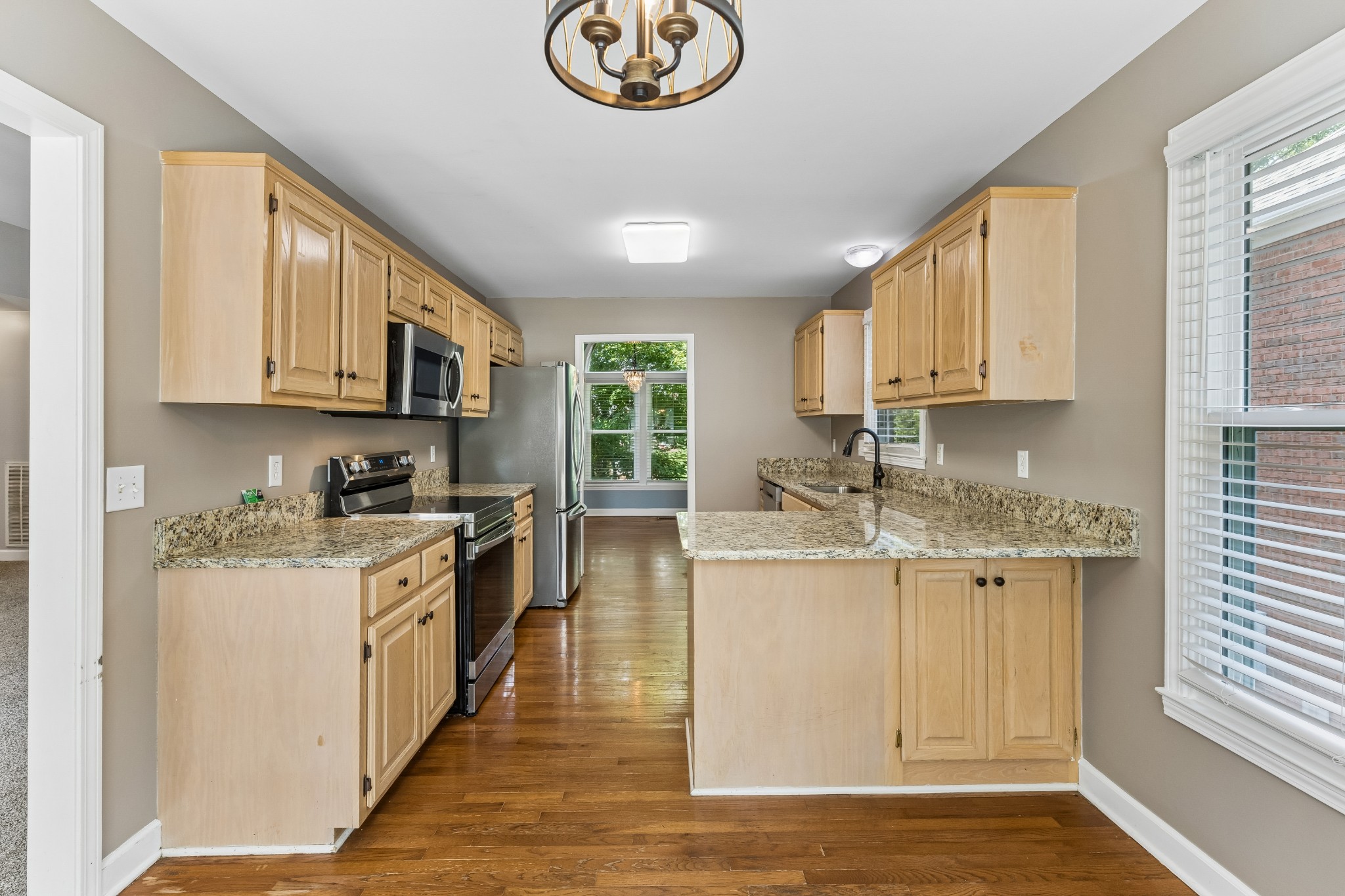 5301 Mast Pt Property Photo 11