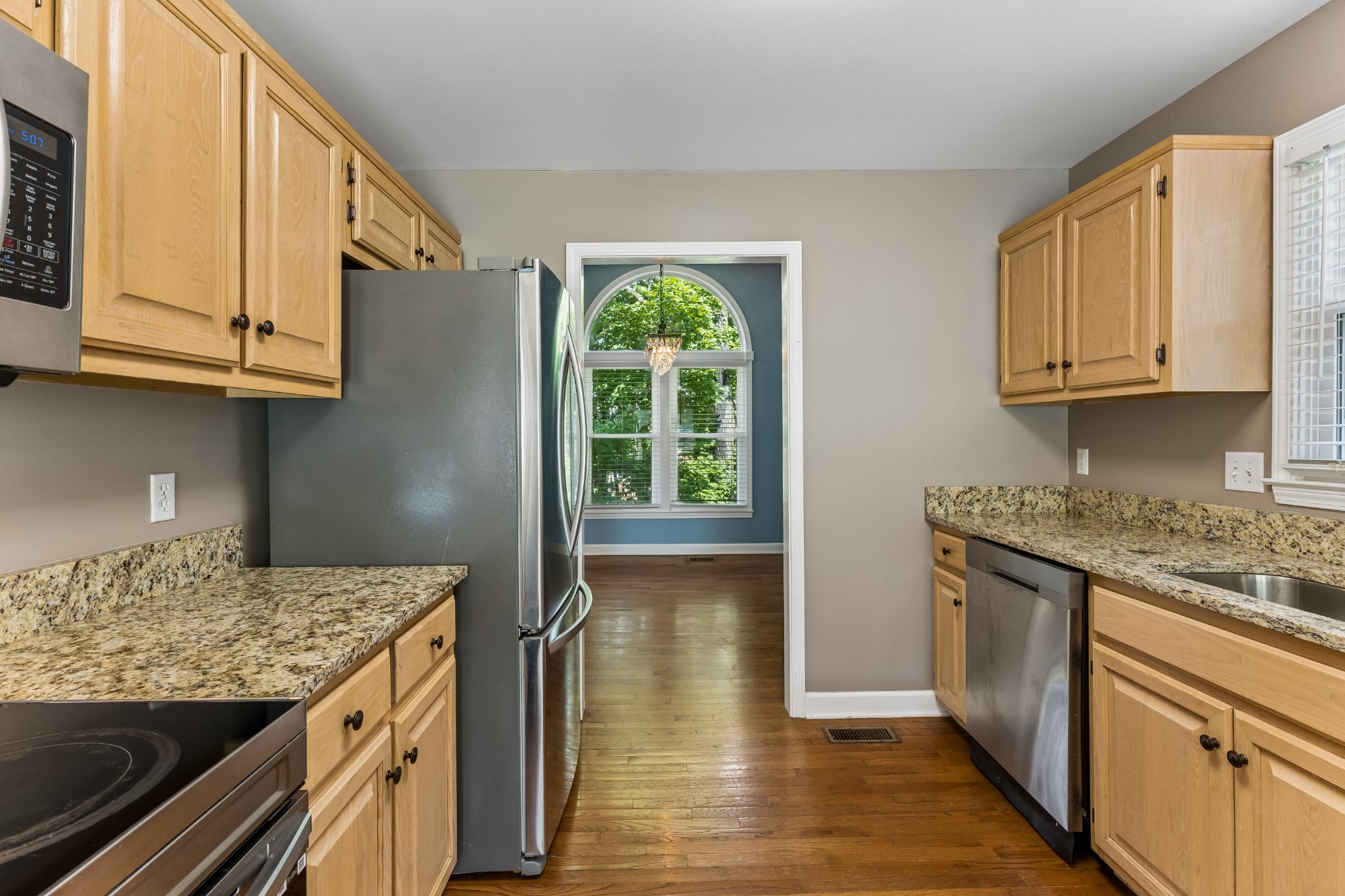 5301 Mast Pt Property Photo 14