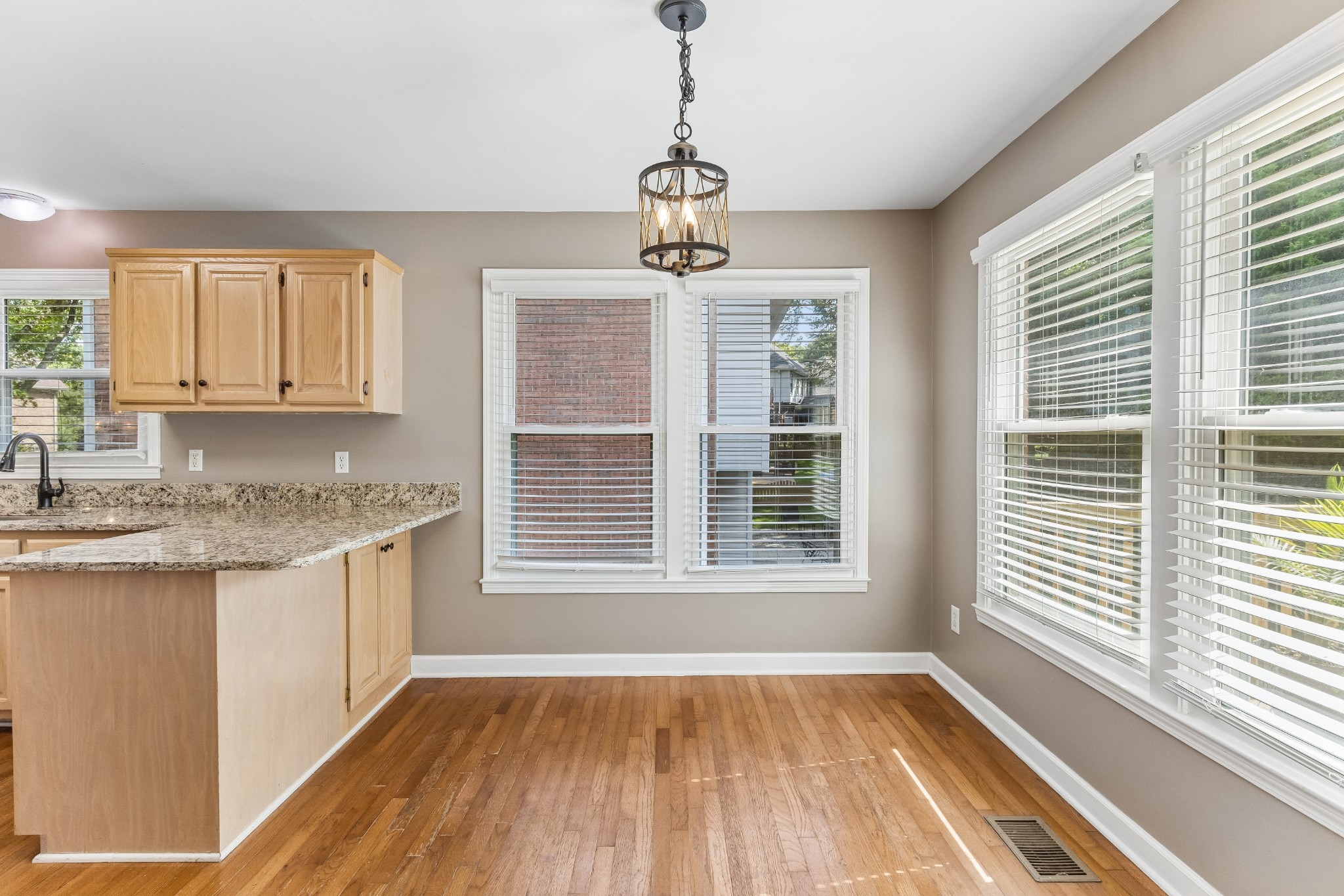 5301 Mast Pt Property Photo 15
