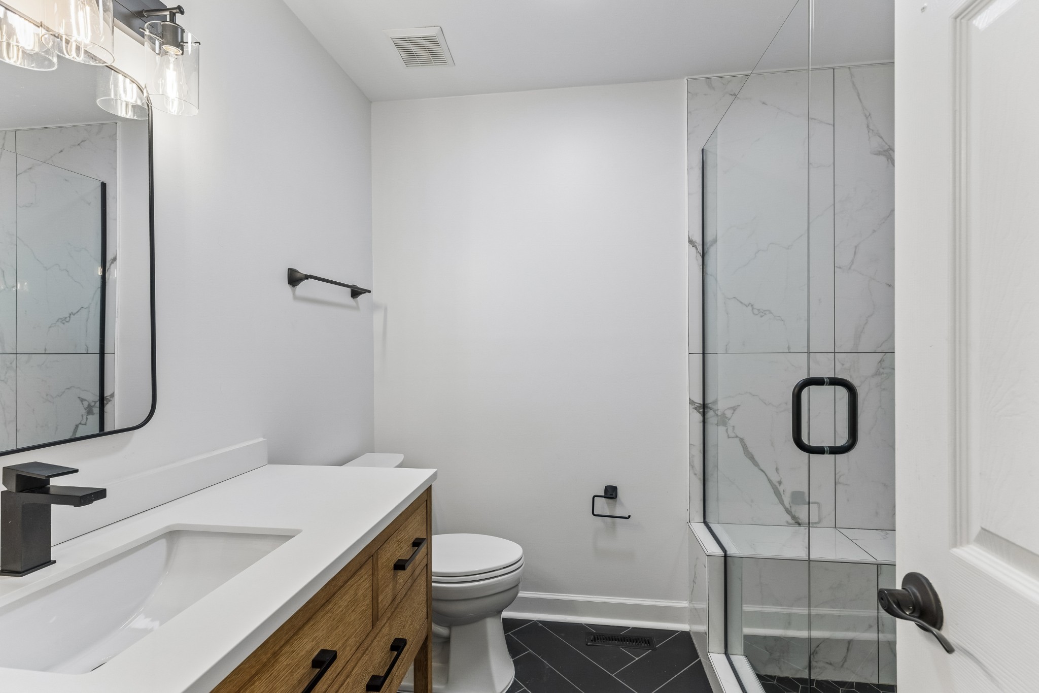 5301 Mast Pt Property Photo 31