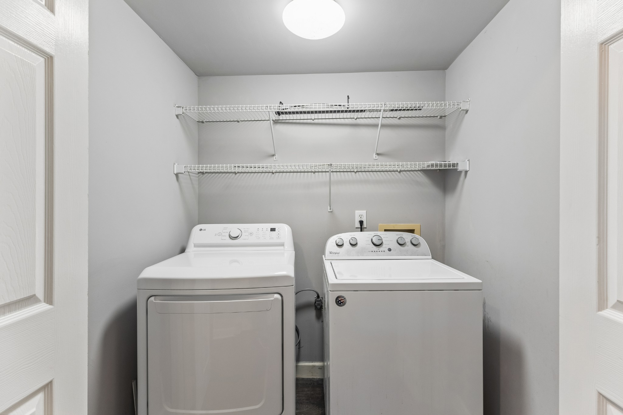 5301 Mast Pt Property Photo 54