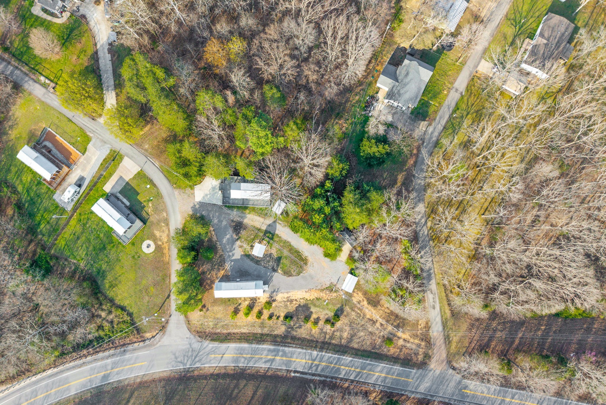 102 Thomas Rd Property Photo 10