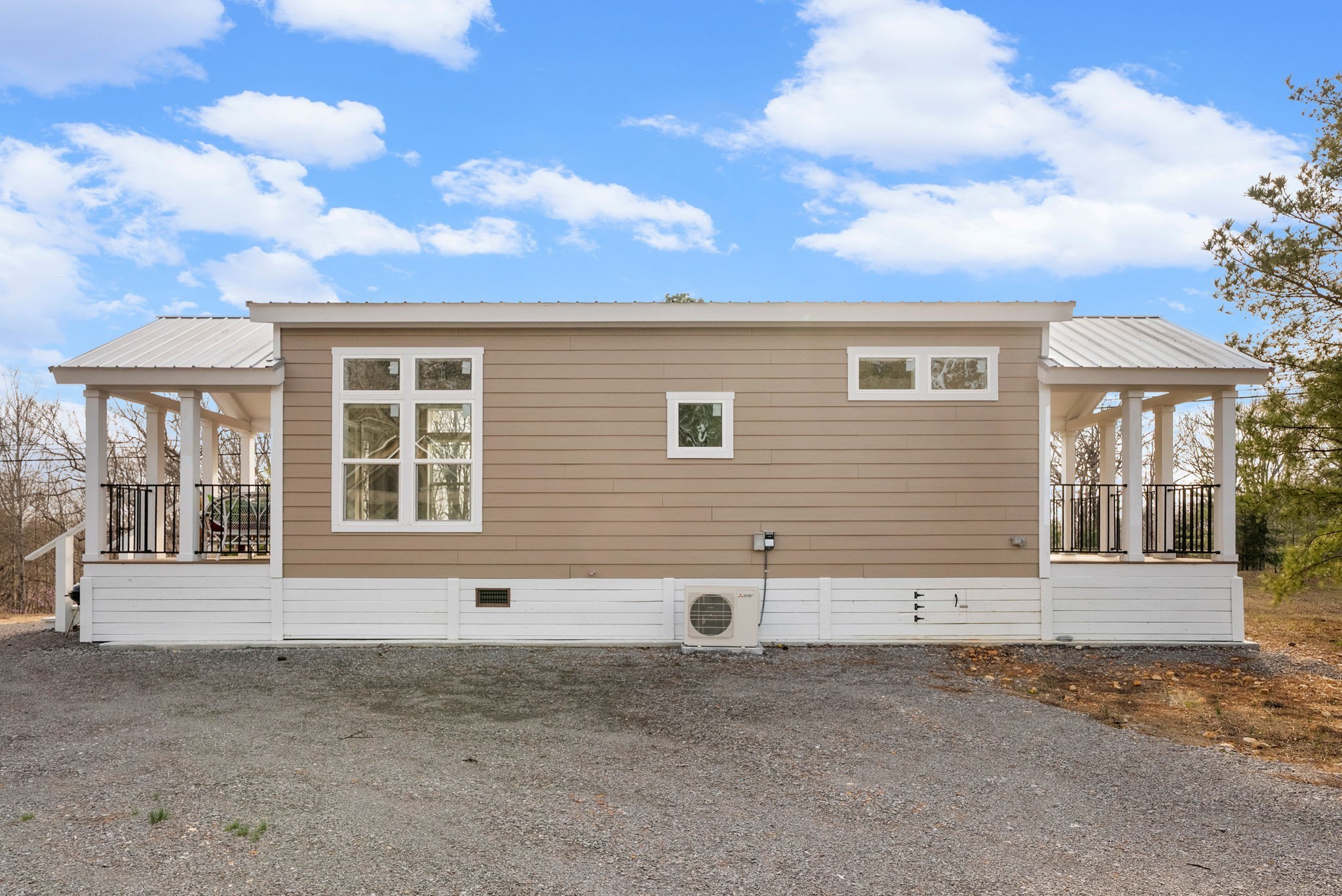 102 Thomas Rd Property Photo 14