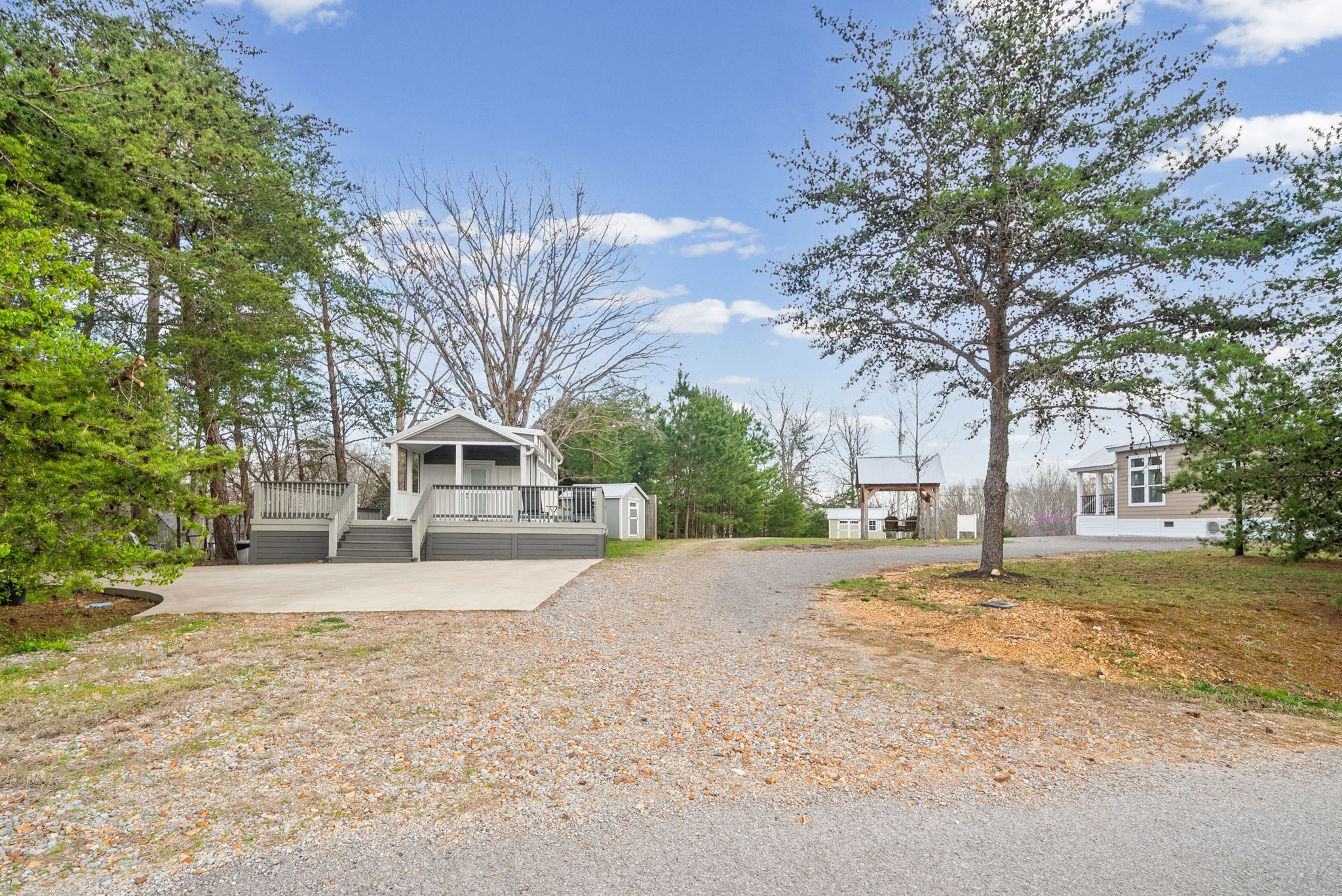 102 Thomas Rd Property Photo 44