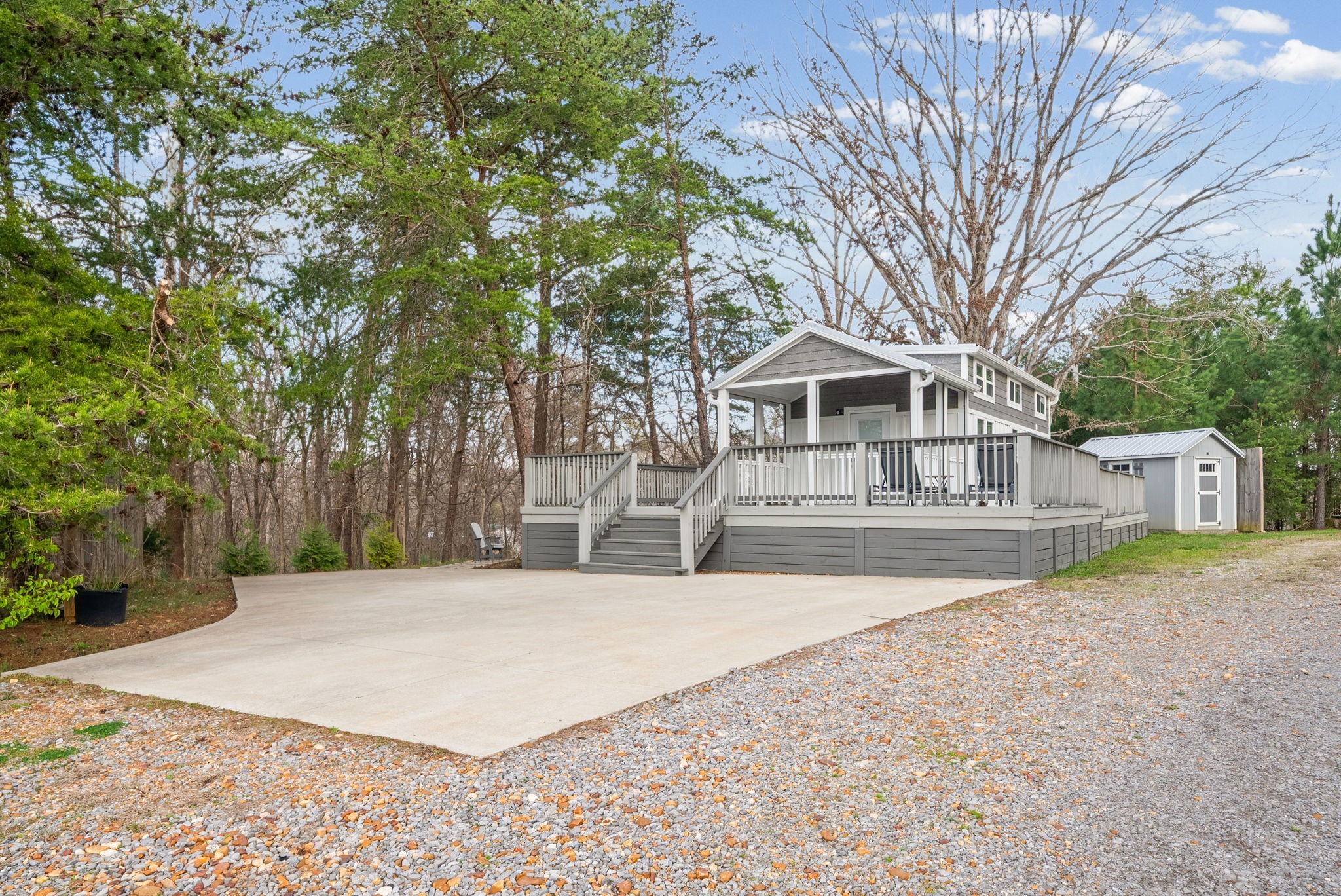 102 Thomas Rd Property Photo 48