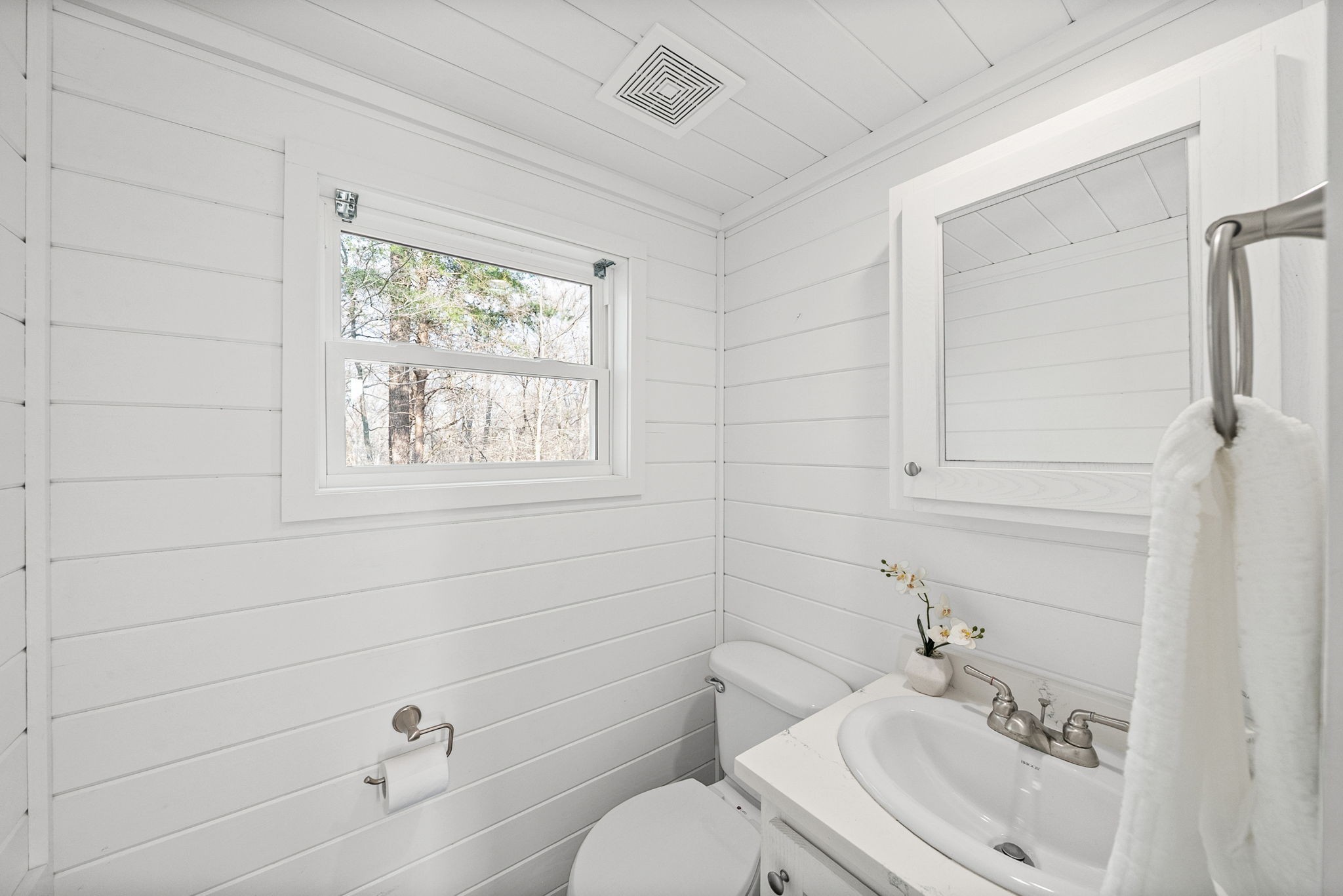 102 Thomas Rd Property Photo 60