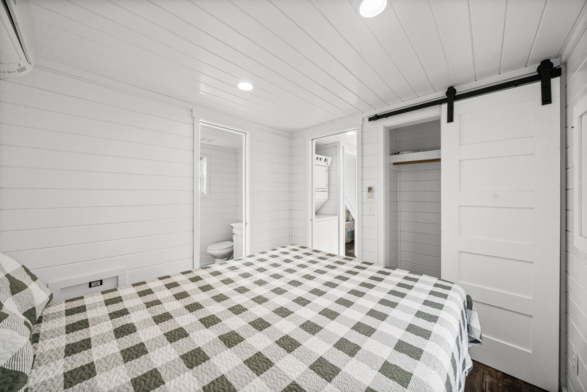 102 Thomas Rd Property Photo 64