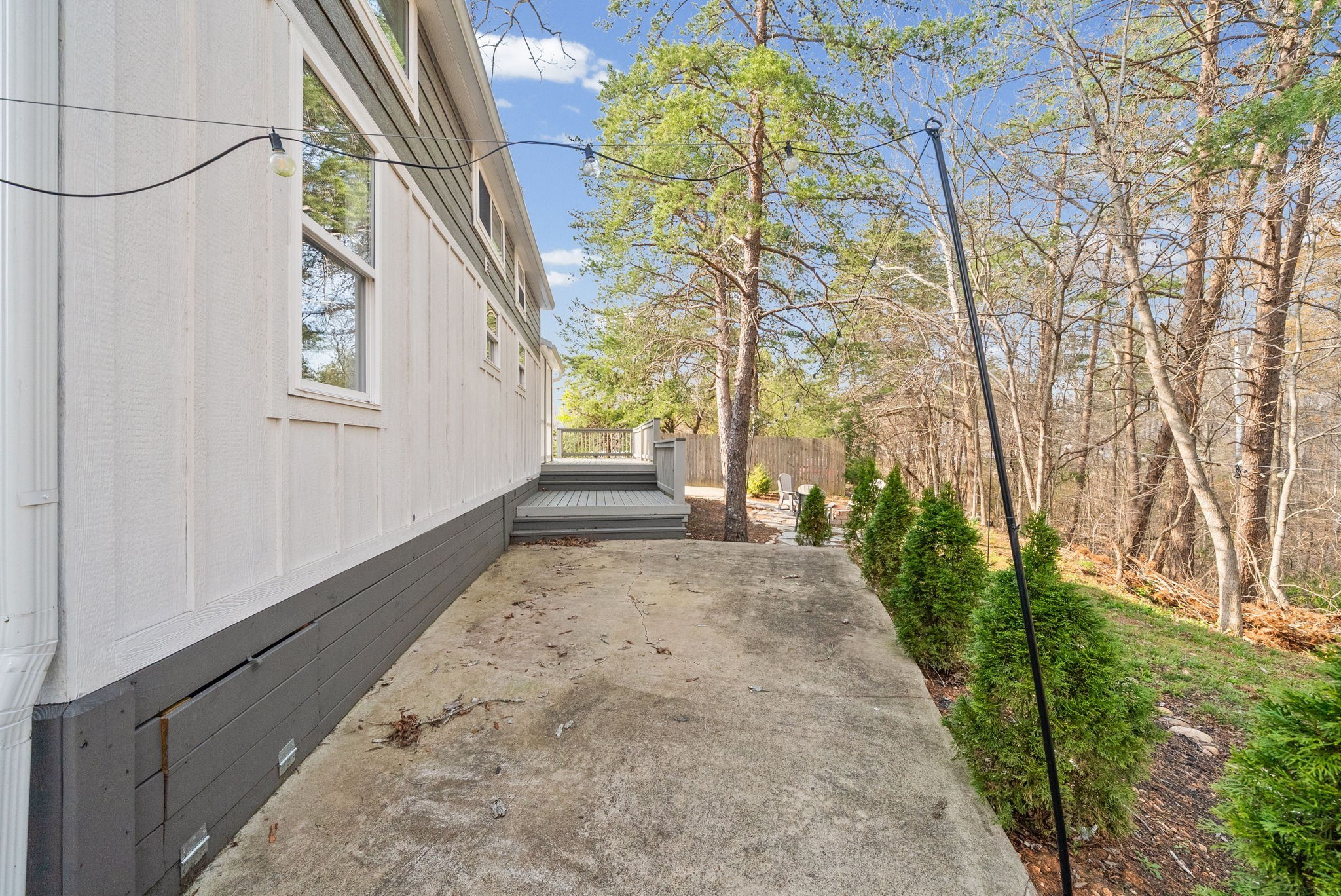 102 Thomas Rd Property Photo 72