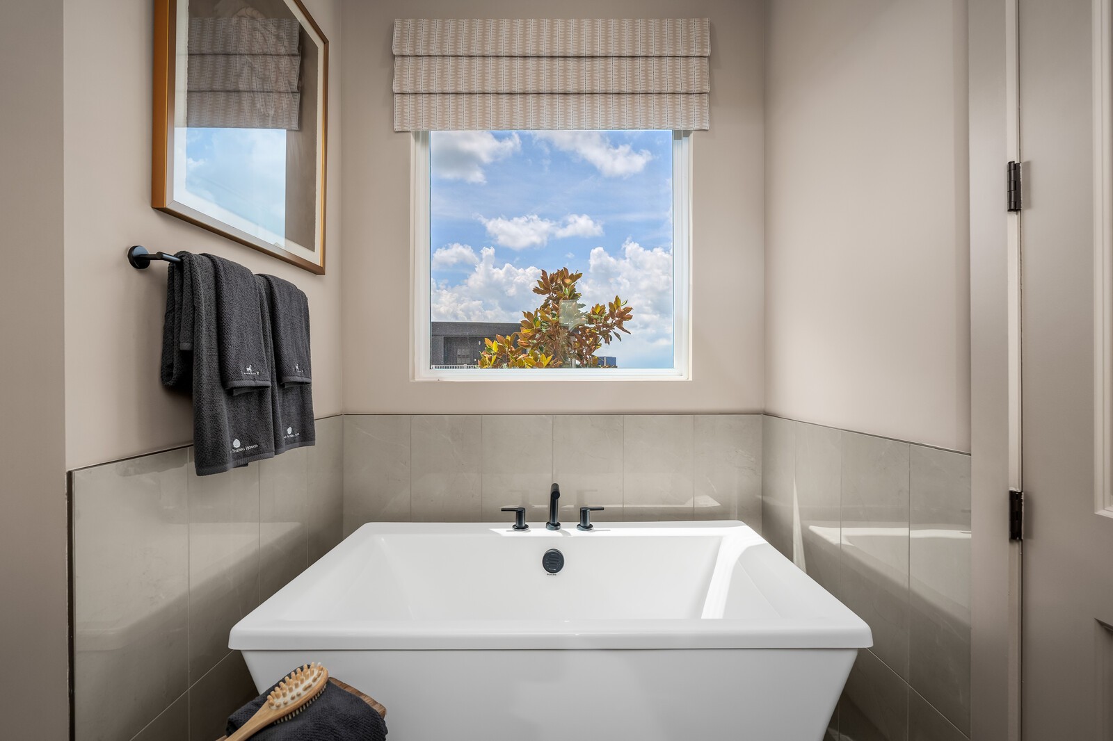 5425 Fremar Circle, E Property Photo 40