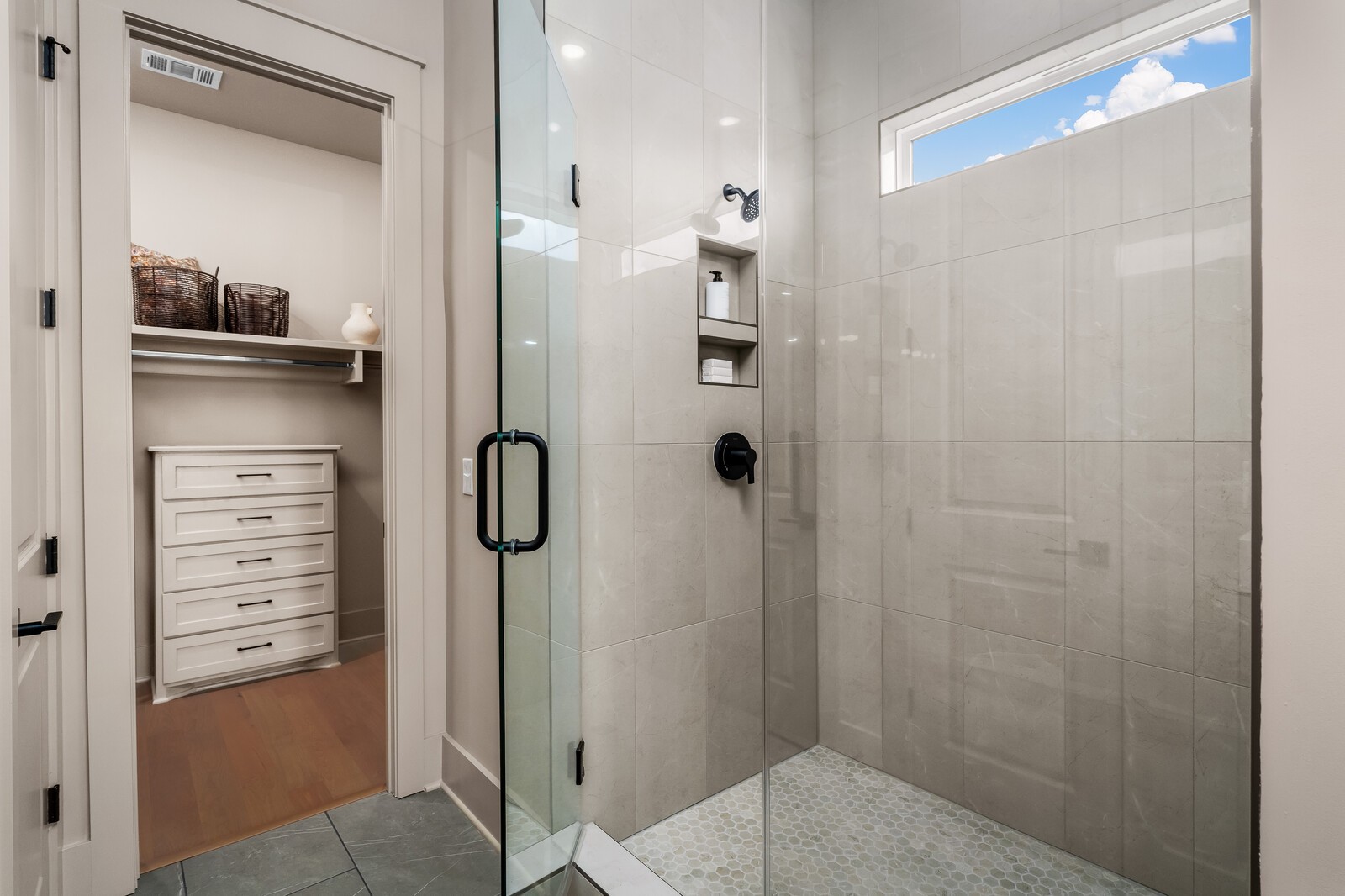 5425 Fremar Circle, E Property Photo 41