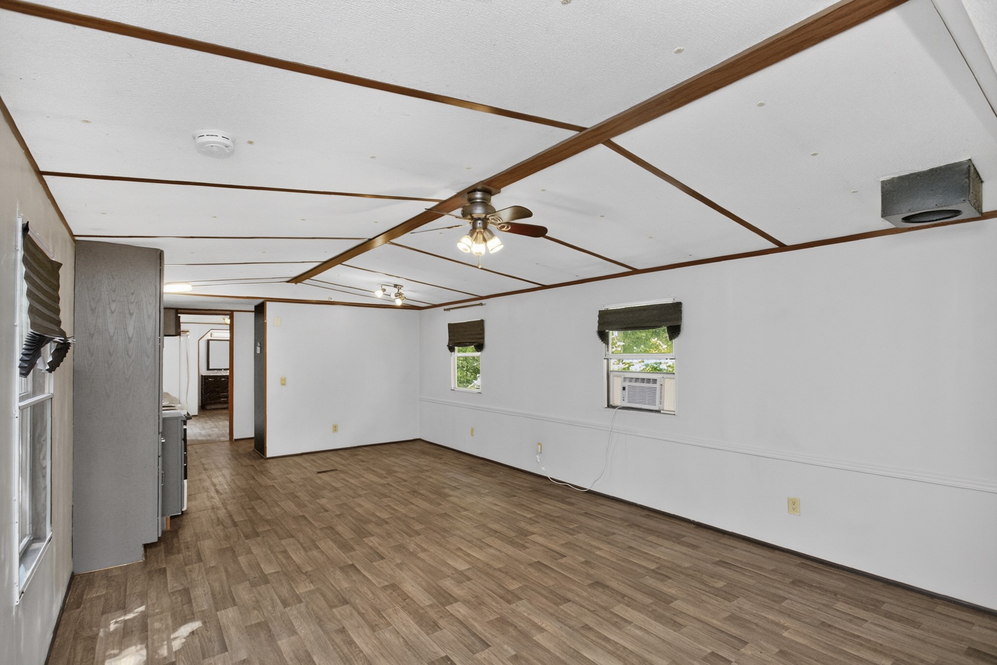 399 Turkey Rdg Property Photo 9