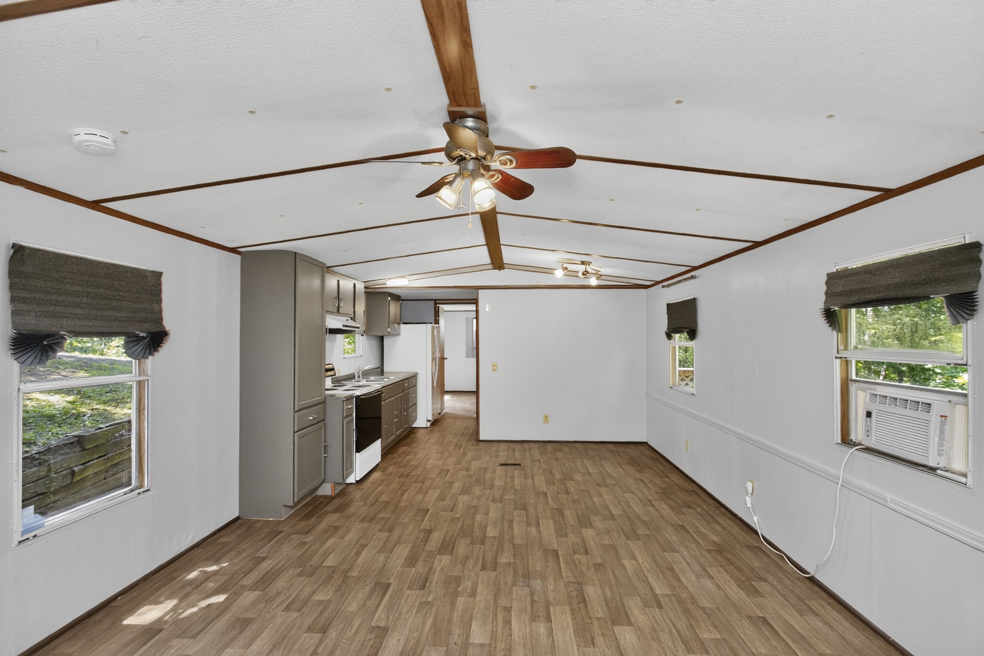399 Turkey Rdg Property Photo 10