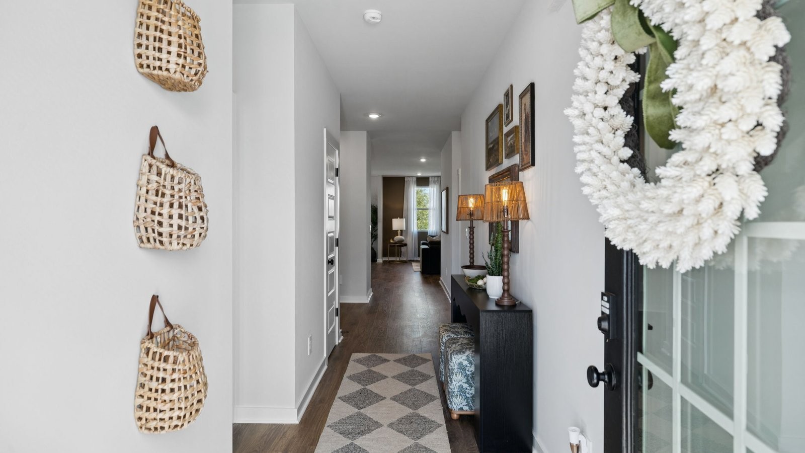 4317 Scarlet Court Property Photo 4