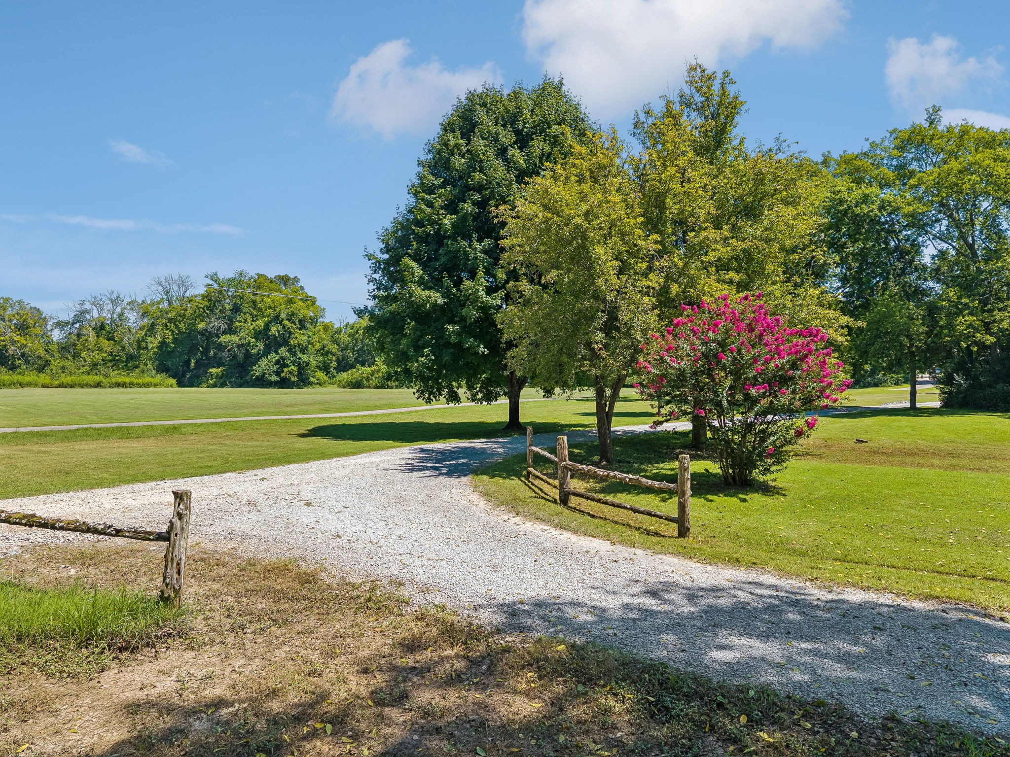 6923 Nolensville Rd Property Photo 4