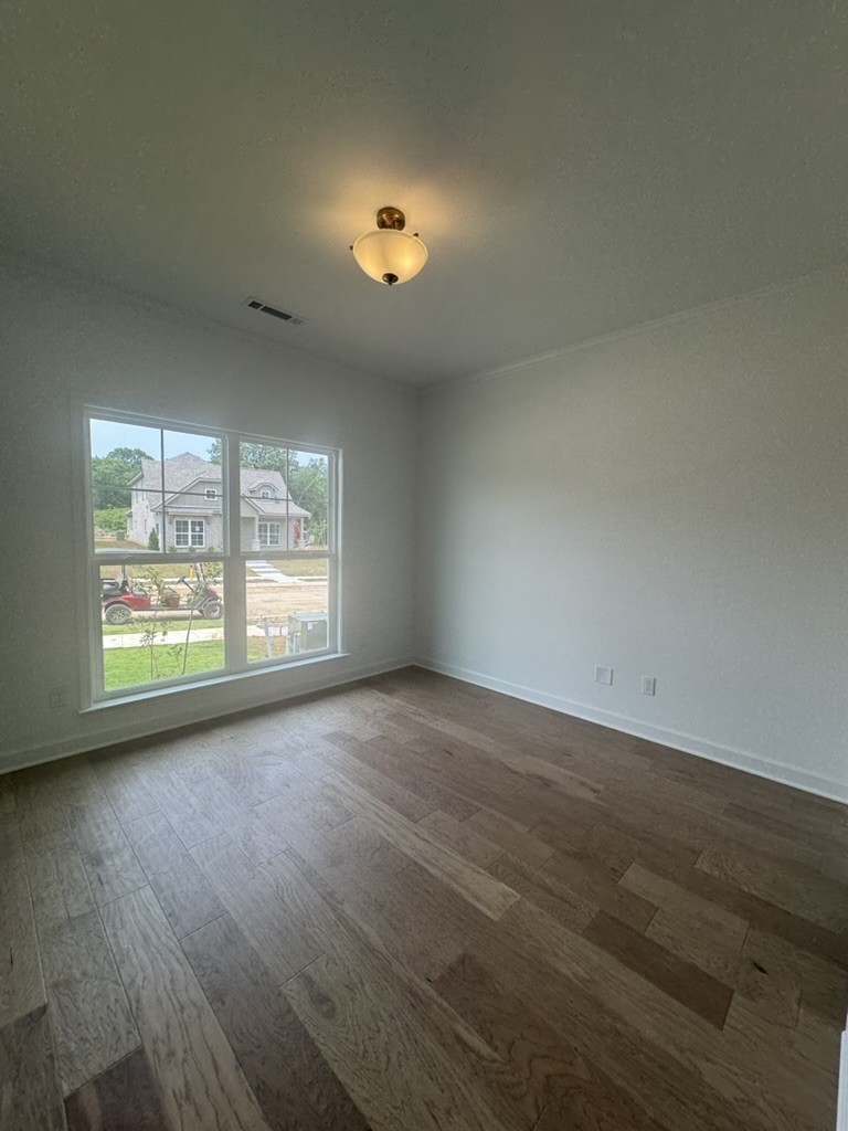 6193 Parkhaven Blvd Property Photo 14